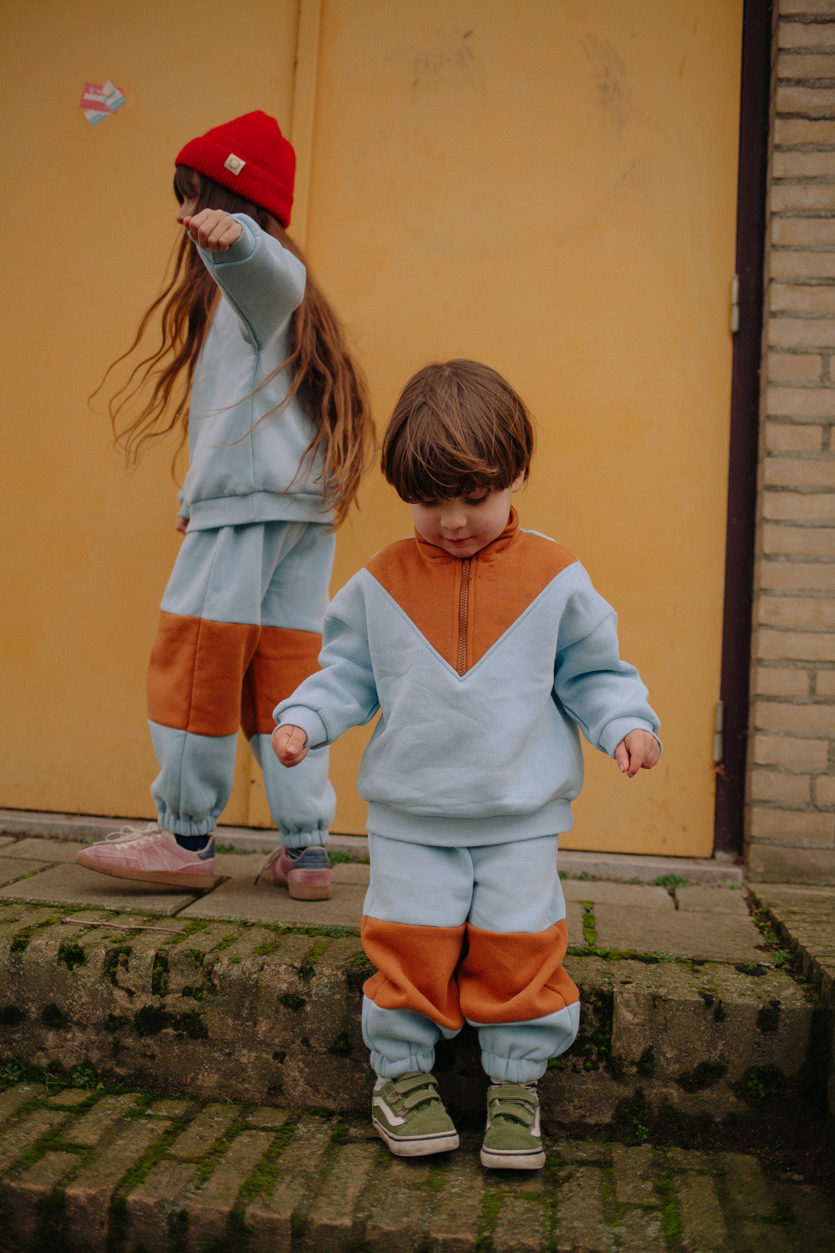 BI-COLOR BLUE TRACK SET