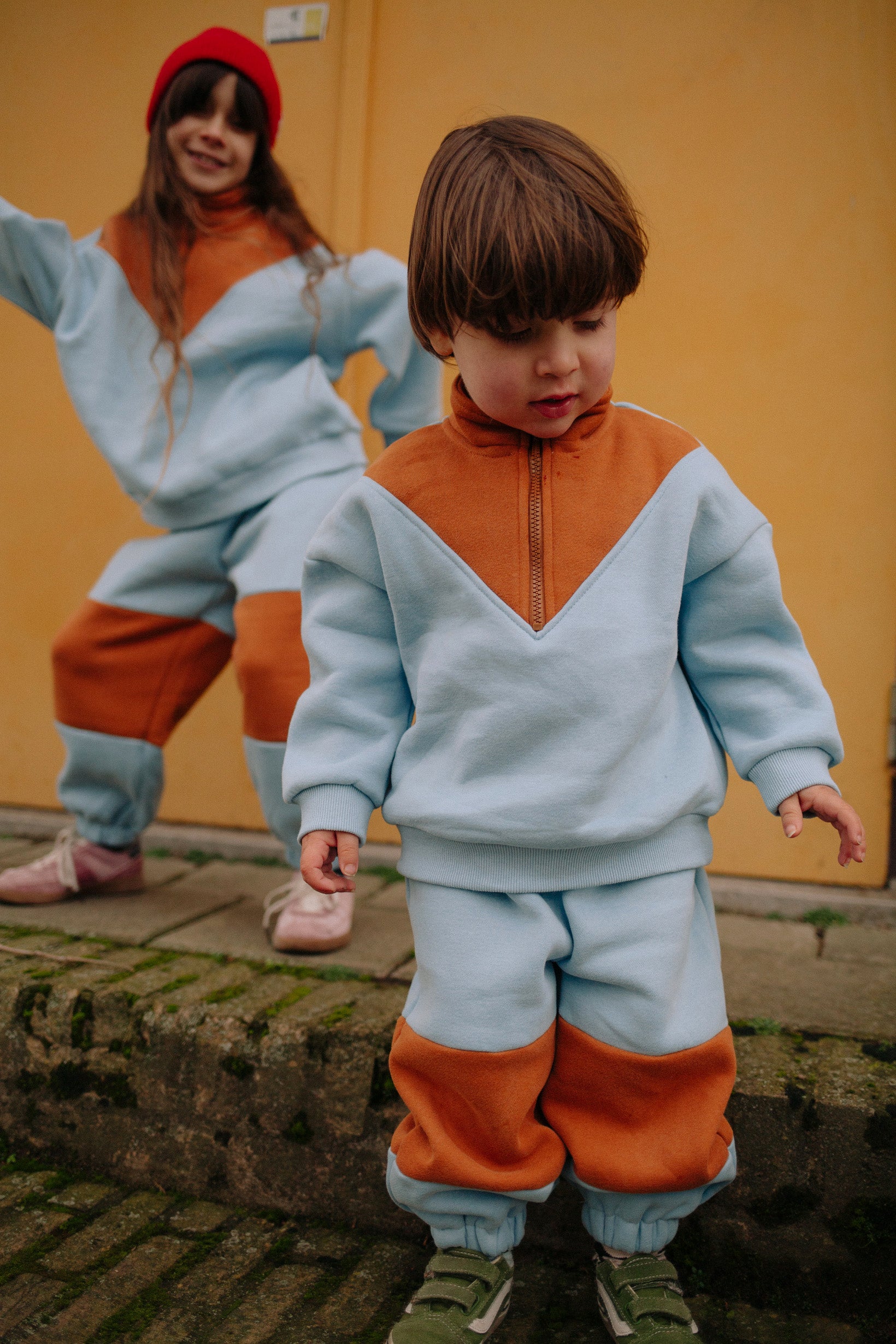 BI-COLOR BLUE TRACK SET