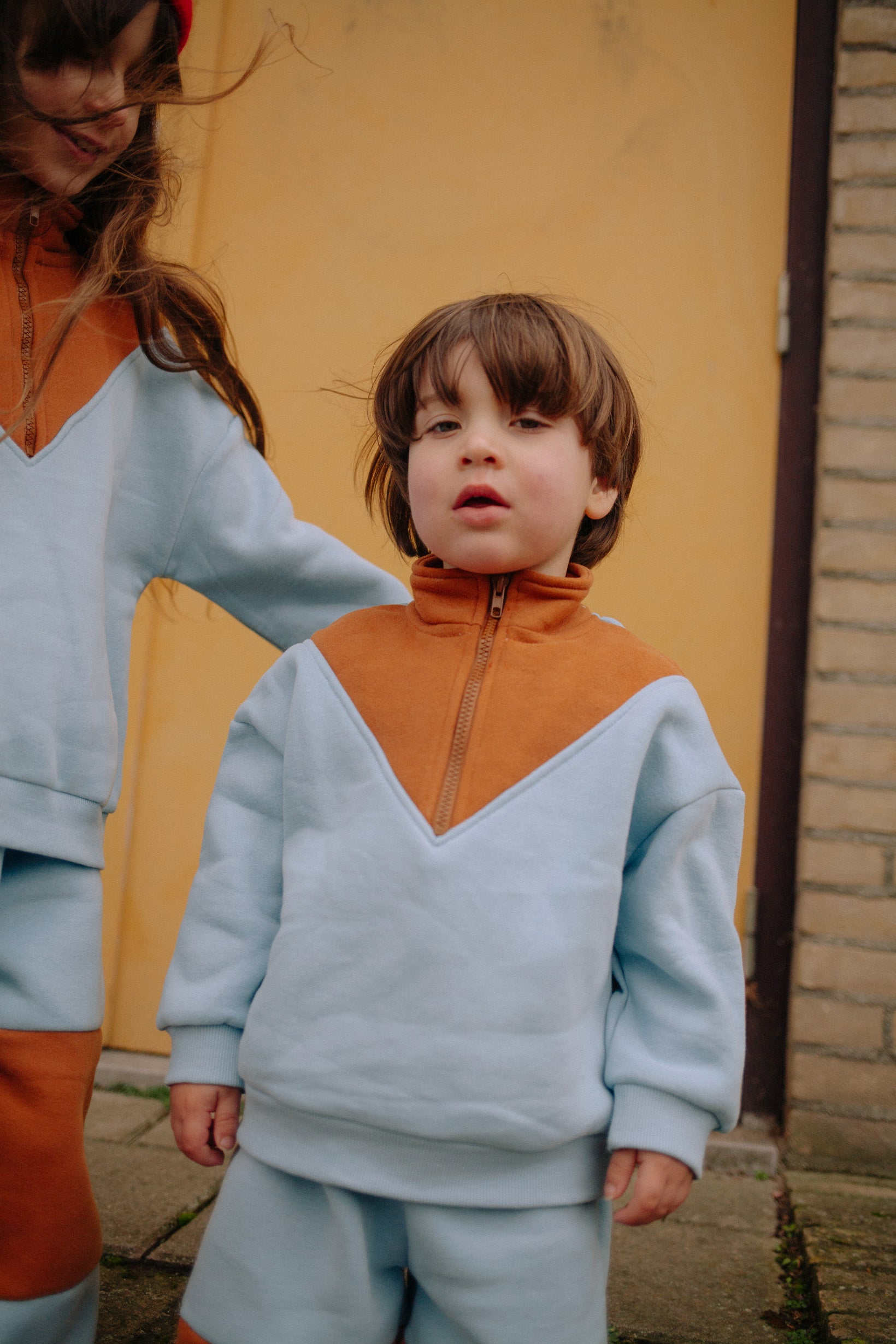 BI-COLOR BLUE TRACK SET