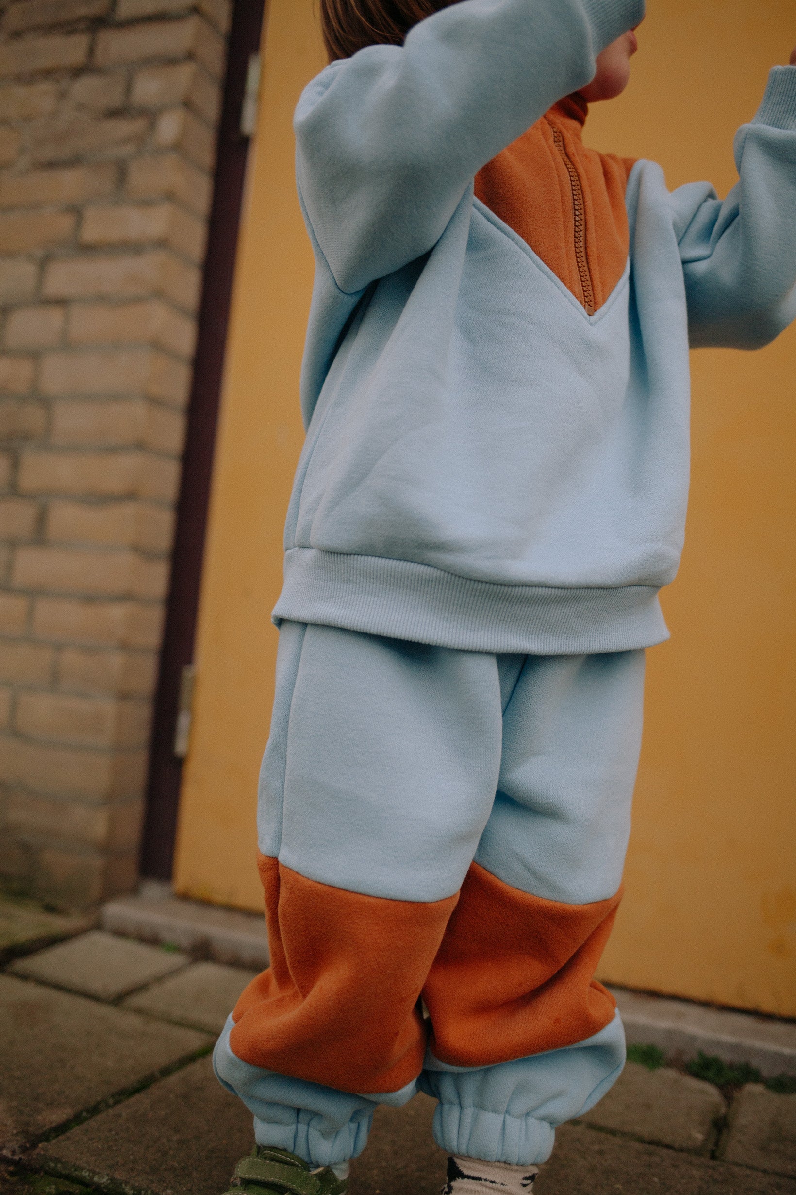 BI-COLOR BLUE TRACK SET