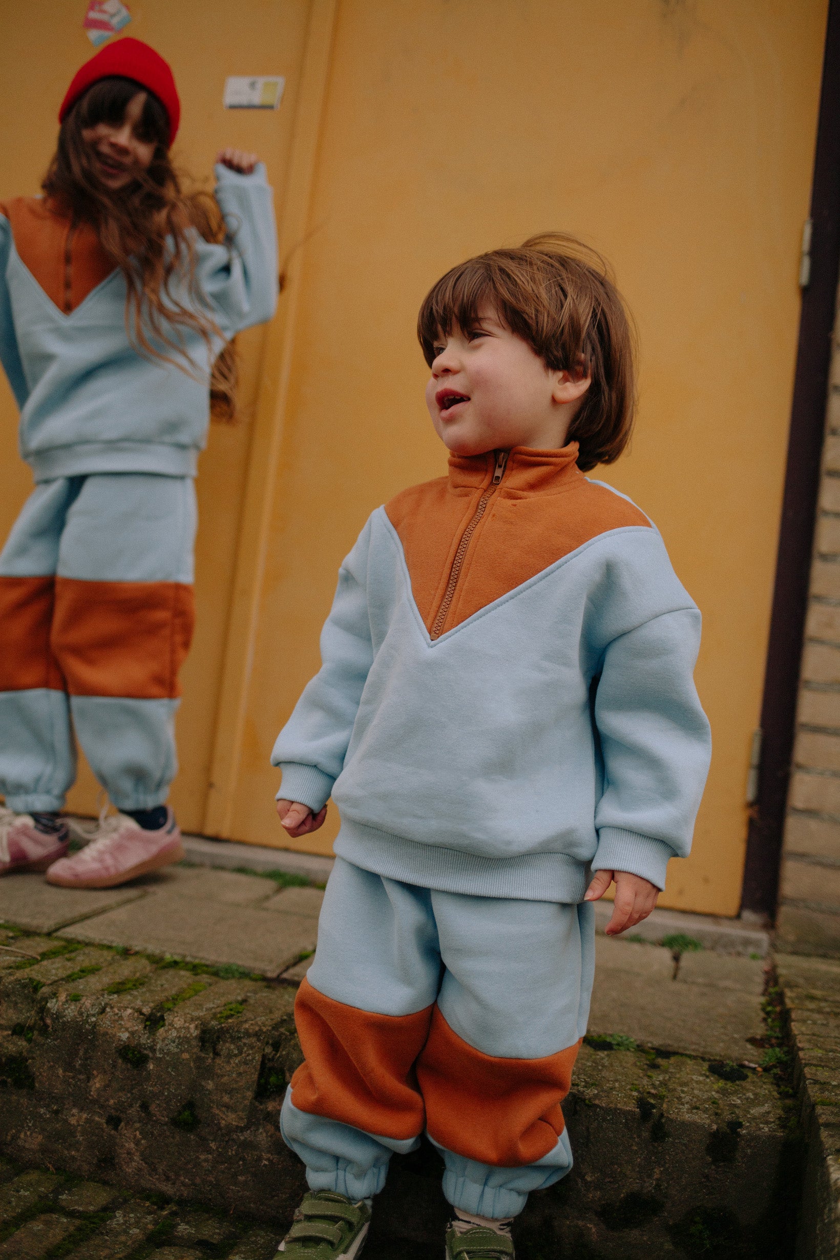 BI-COLOR BLUE TRACK SET