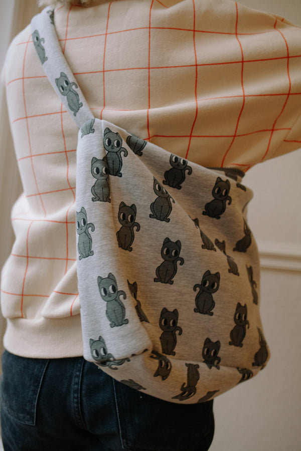 CURIOUS KITTEN GREY BAG