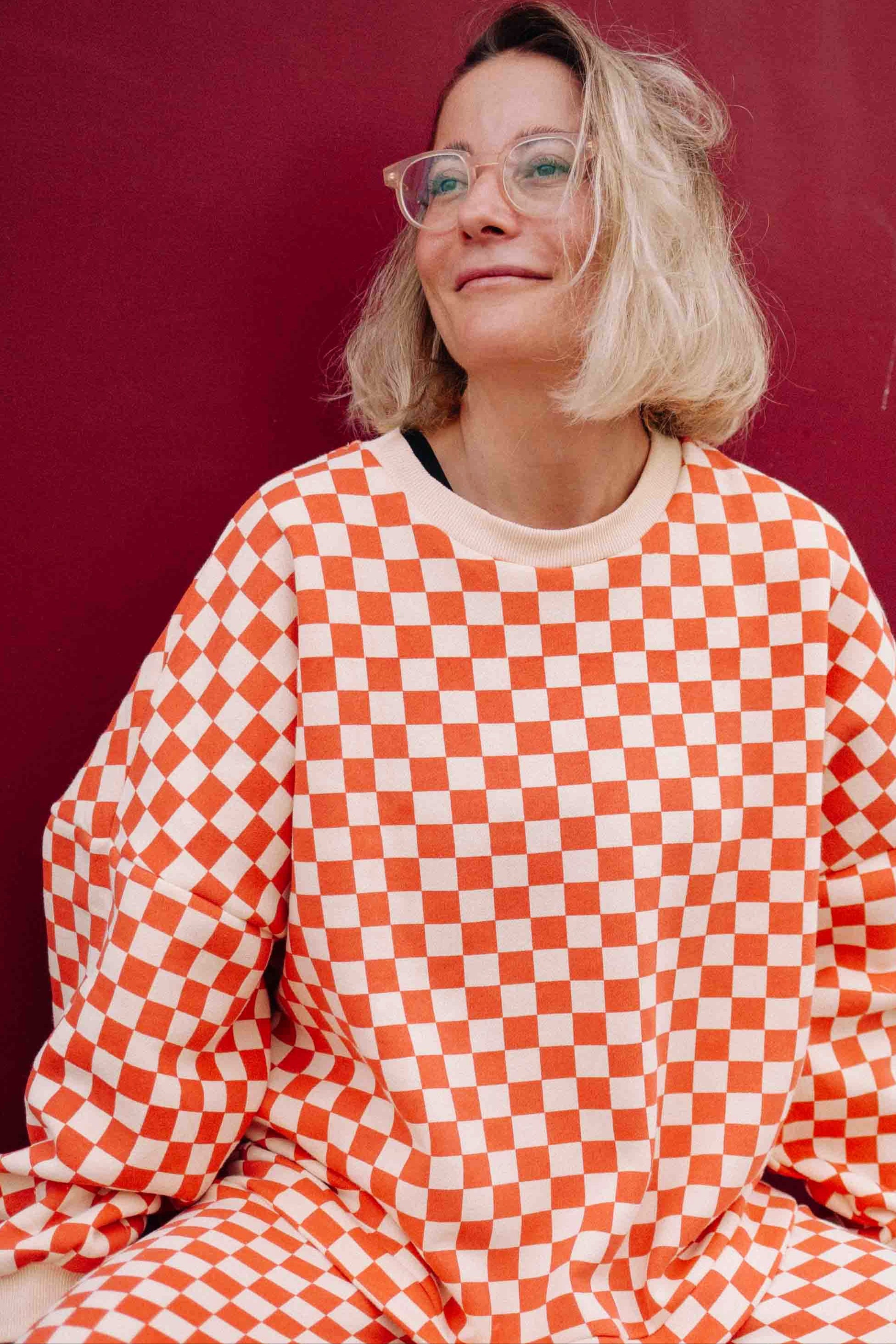 ORANGE CHECKERS SET WOMAN