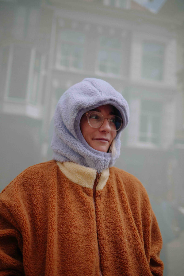 PURPLE BALACLAVA WOMAN