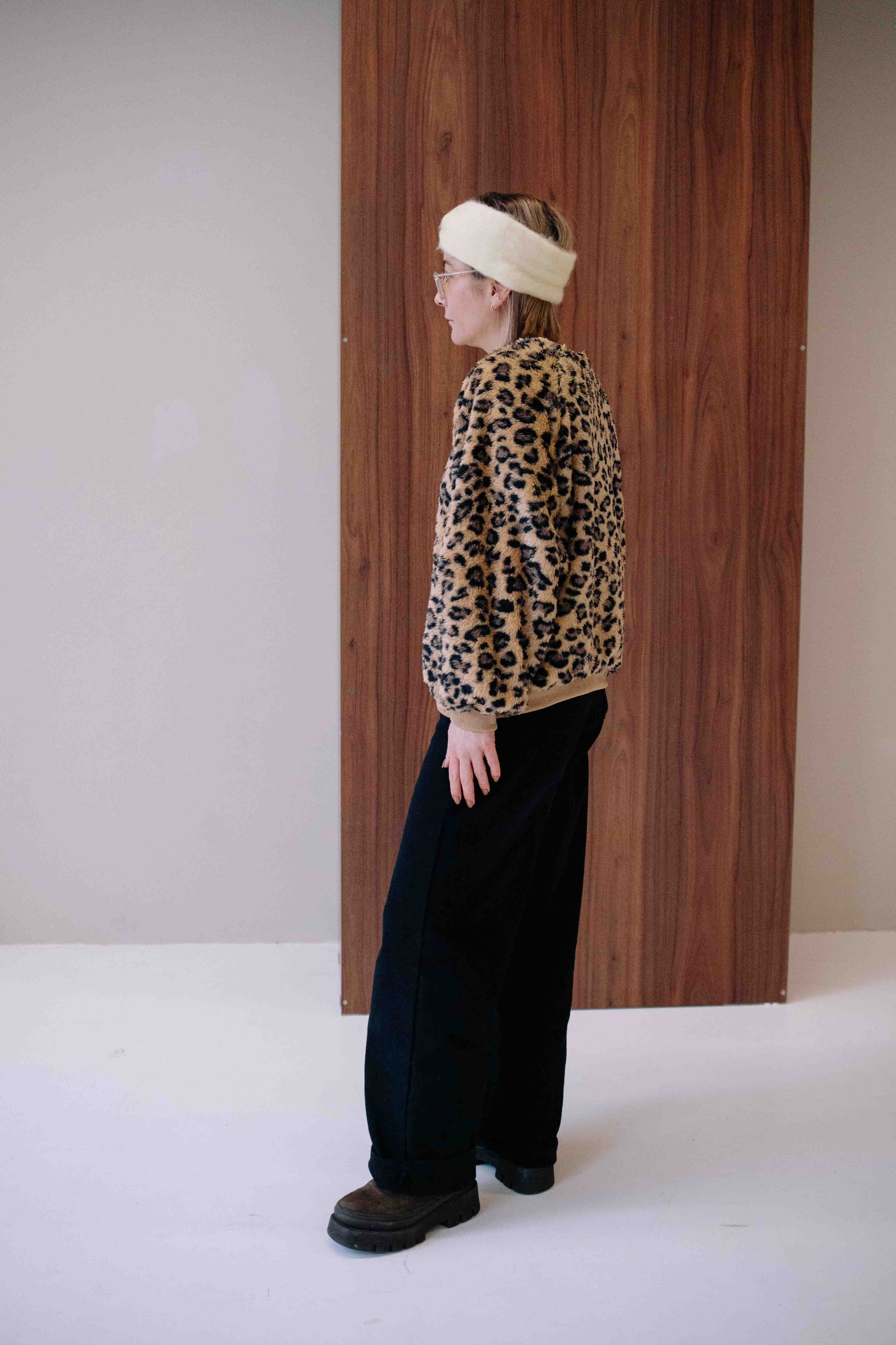 SWEAT FLUFFY LEO FEMME