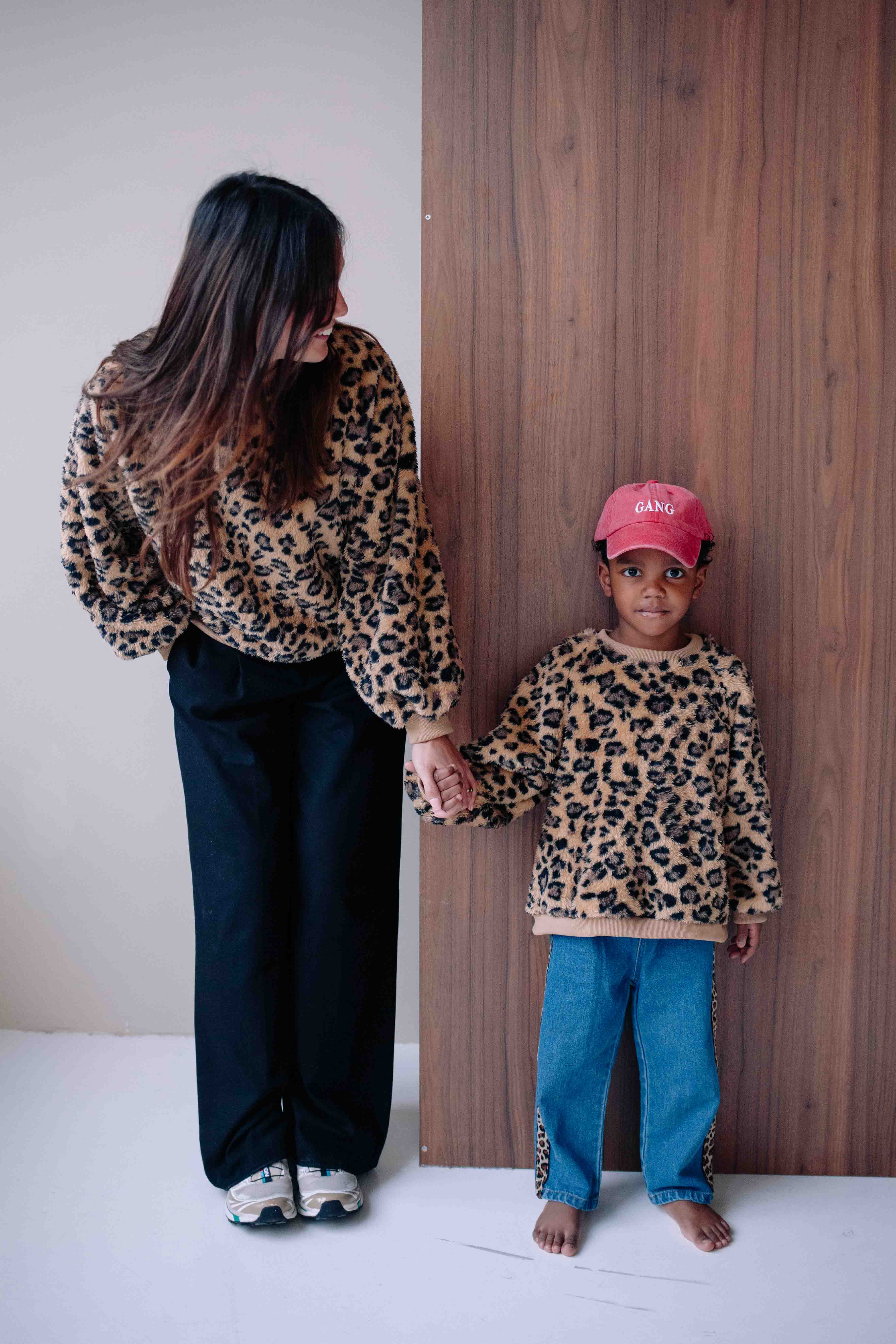 SWEAT FLUFFY LEO FEMME