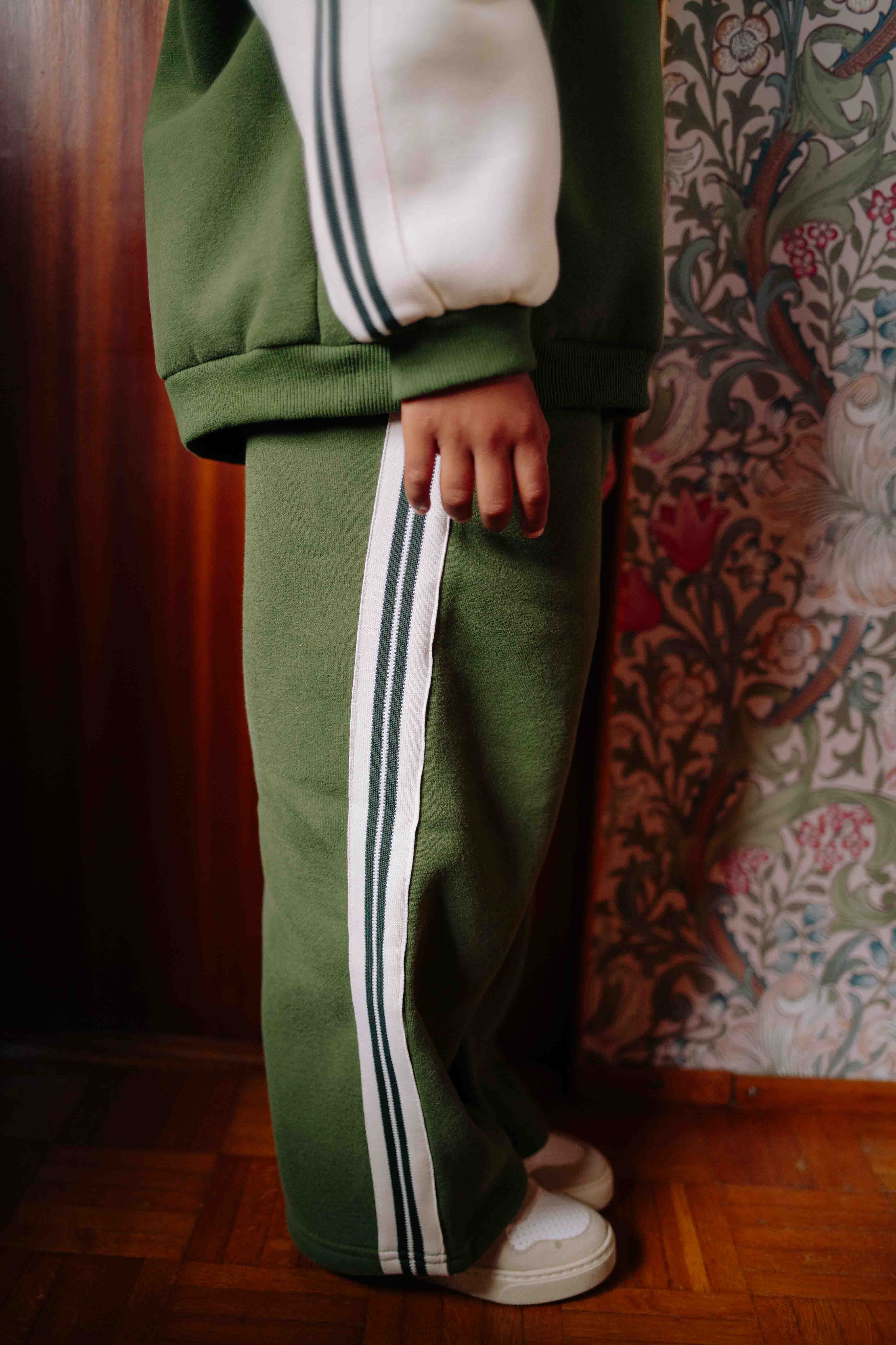 ENSEMBLE OLIVE RETRO