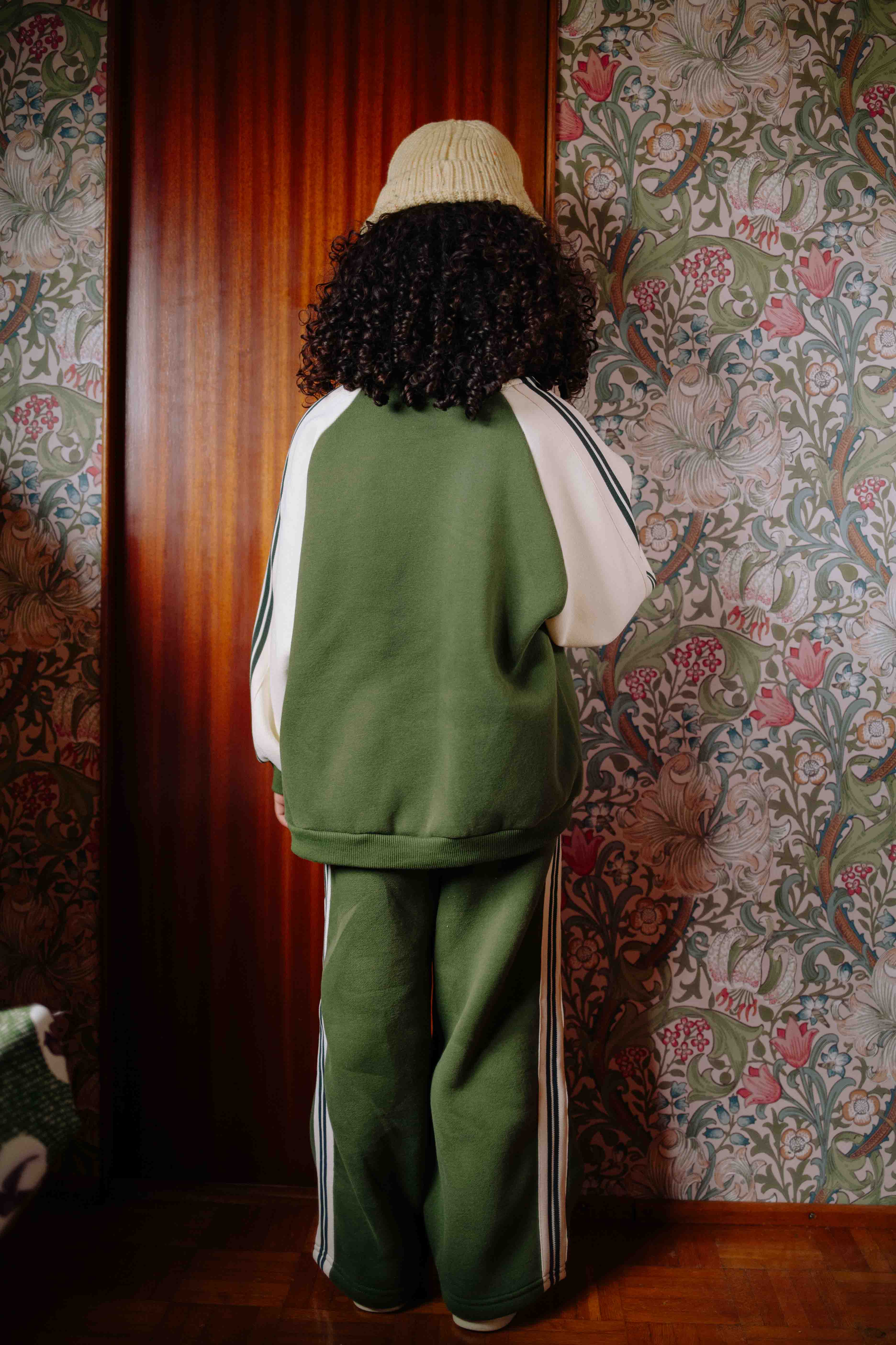 ENSEMBLE OLIVE RETRO