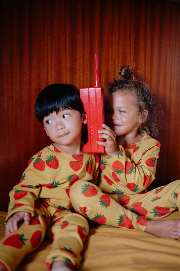 YELLOW STRAWBERRY LEGGING SET