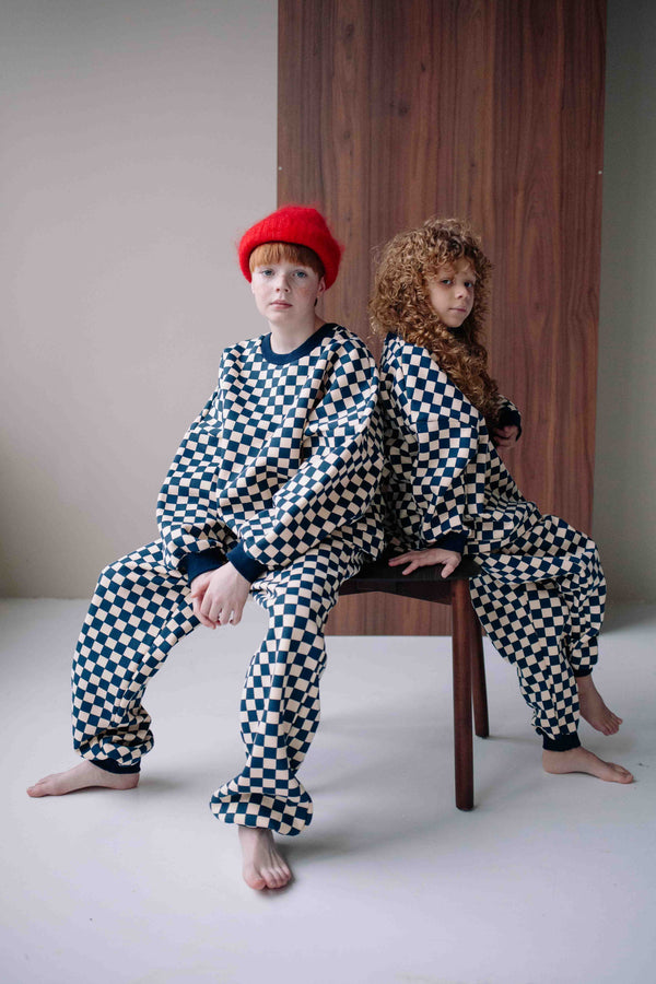 ENSEMBLE BLEU CHECKERS