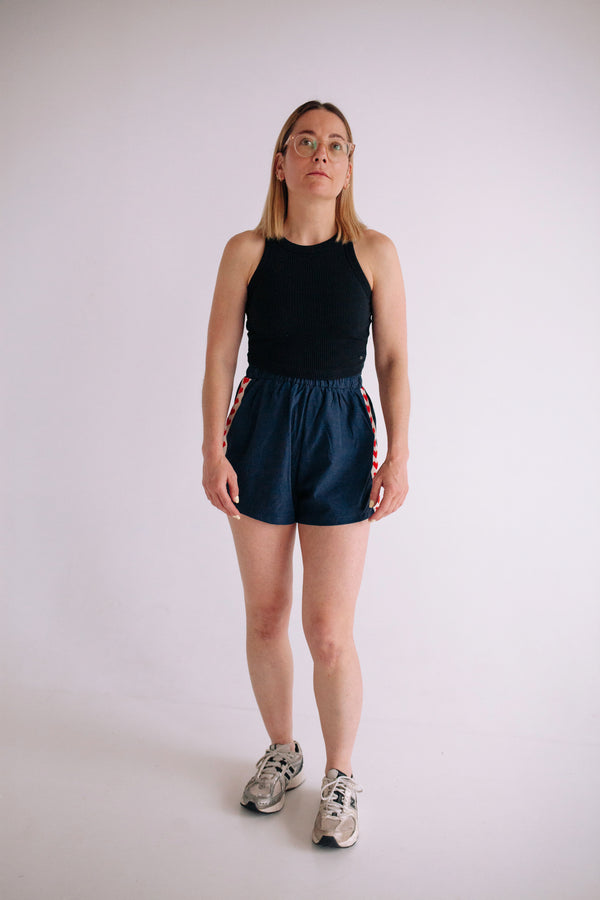 LOVE LINE SHORTS WOMAN