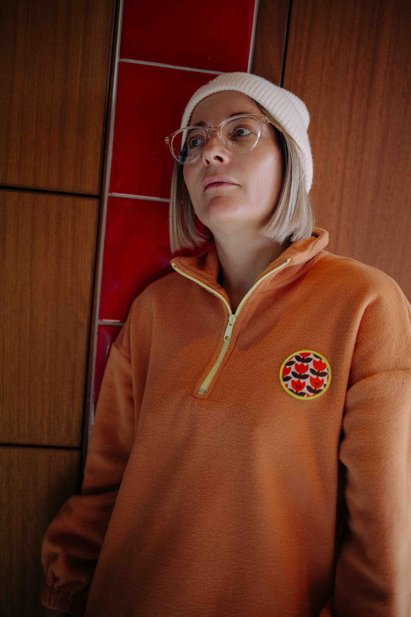 BROWN TULIP POLAR WOMAN