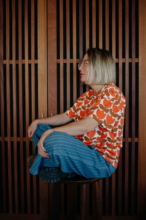 SMILING TULIP TS WOMAN