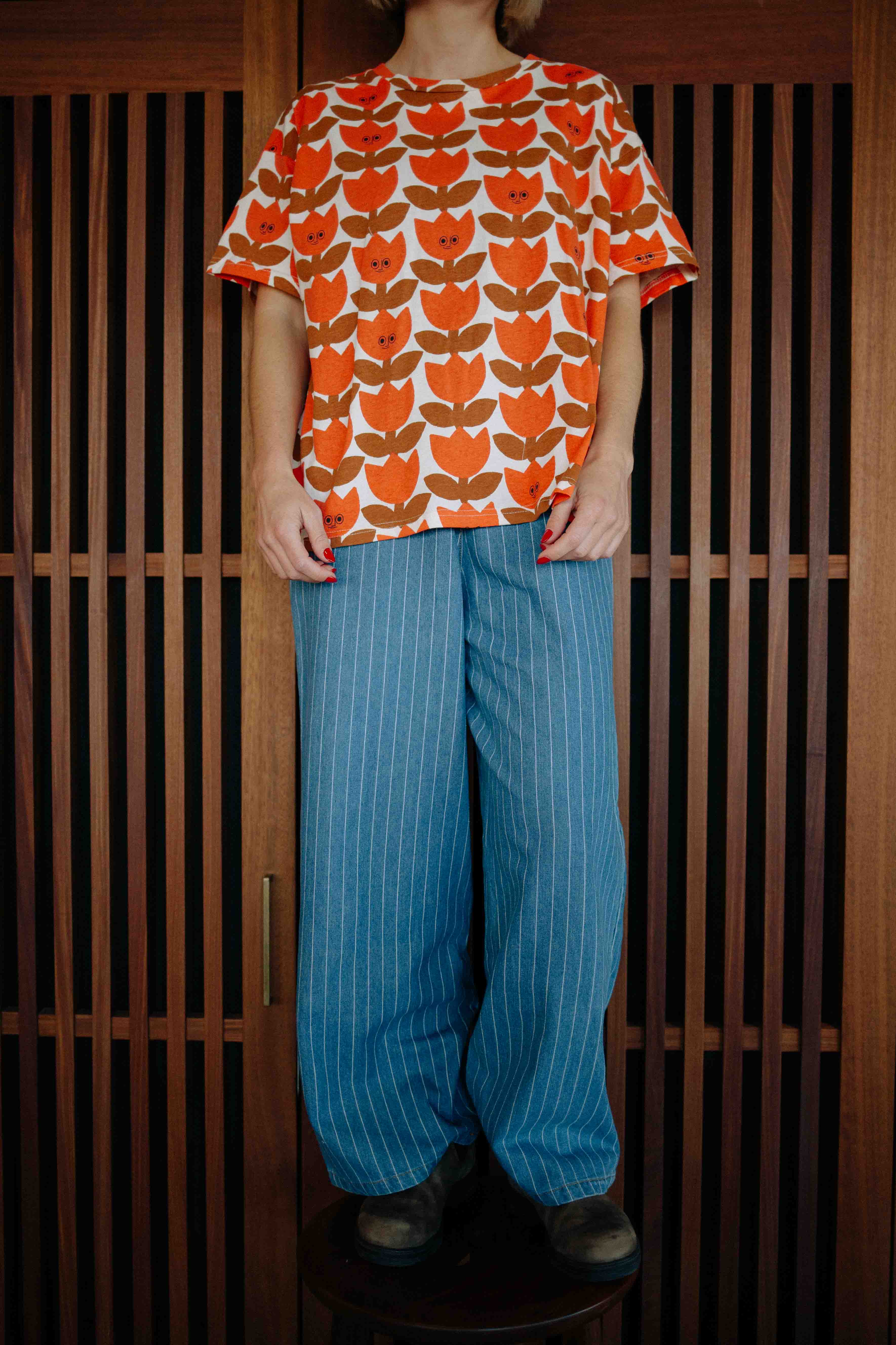 SMILING TULIP TS WOMAN