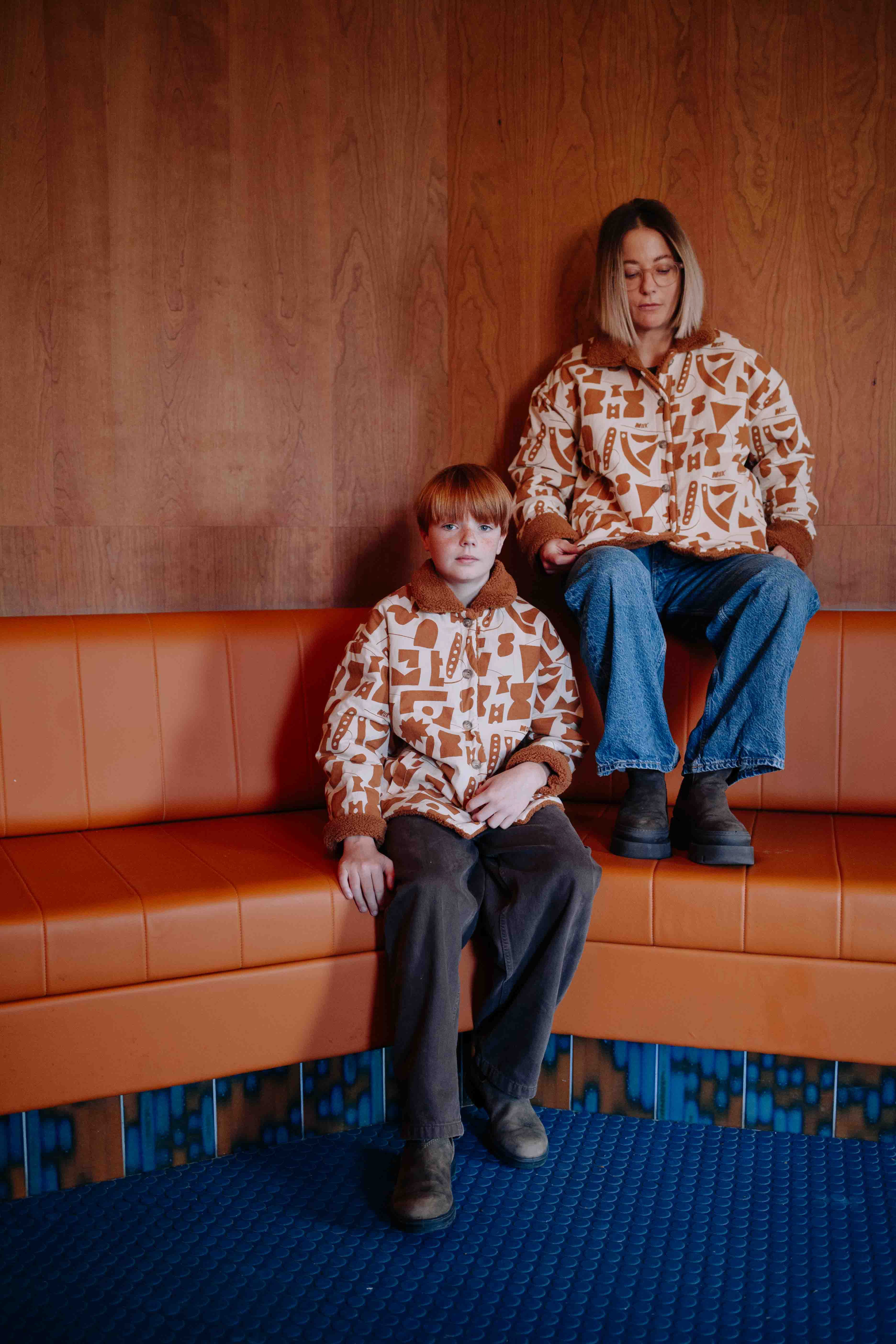 FLUFFY CHOCOLATE MILK COAT WOMAN