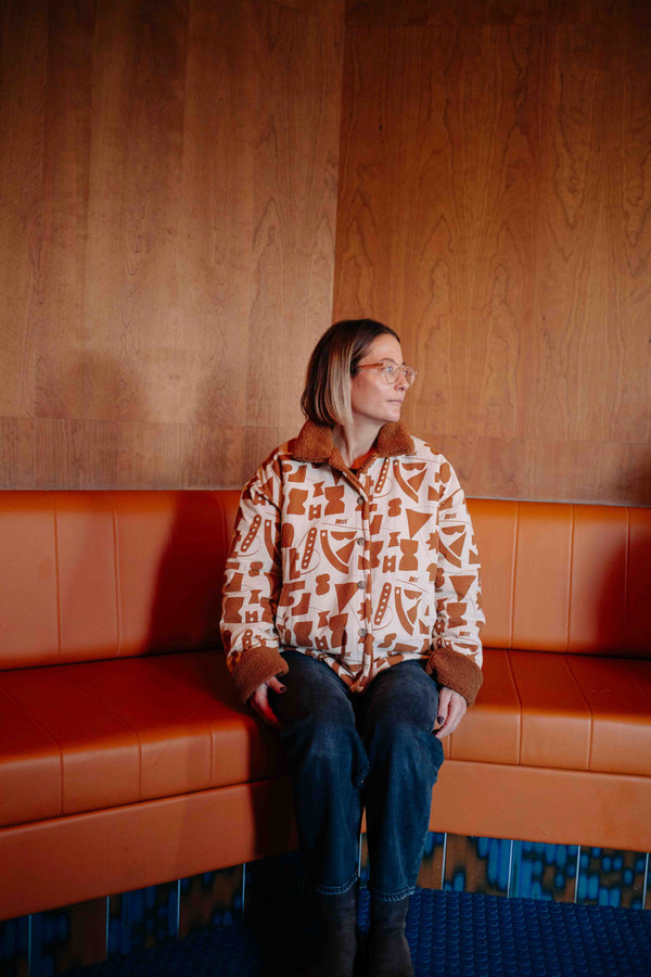 FLUFFY CHOCOLATE MILK COAT WOMAN