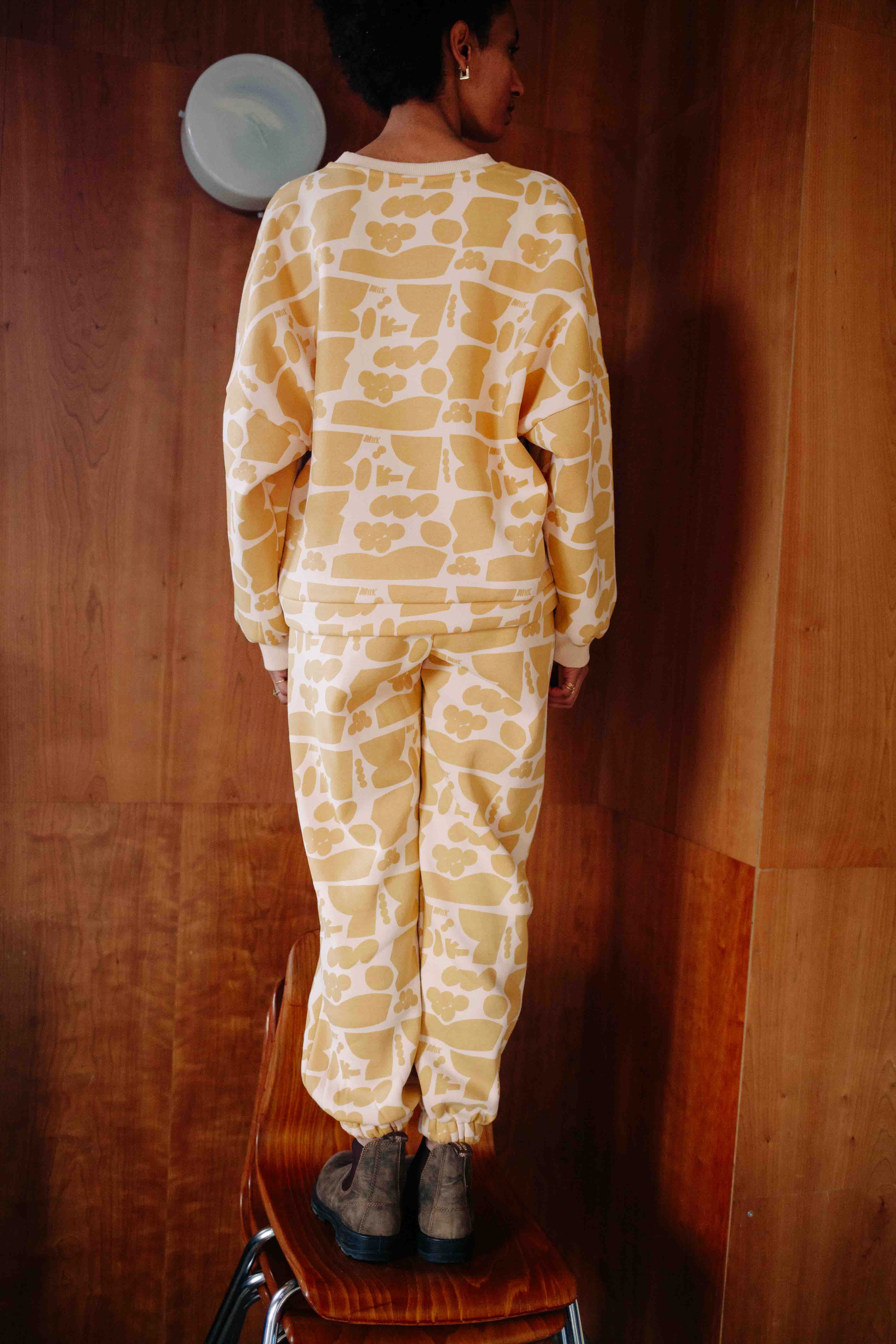 BANANA MILK SET WOMAN