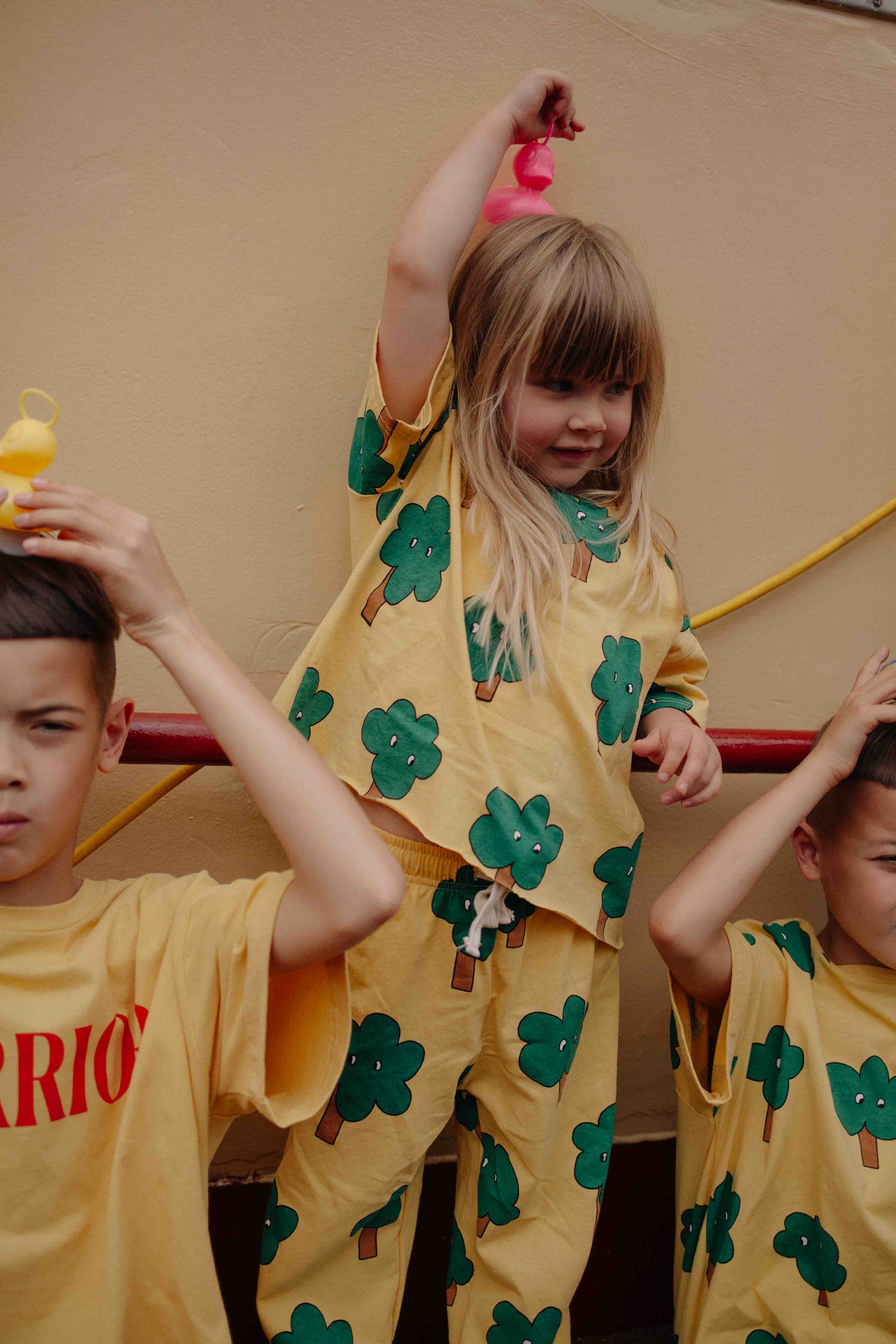 HAPPY TREE YELLOW TS SET