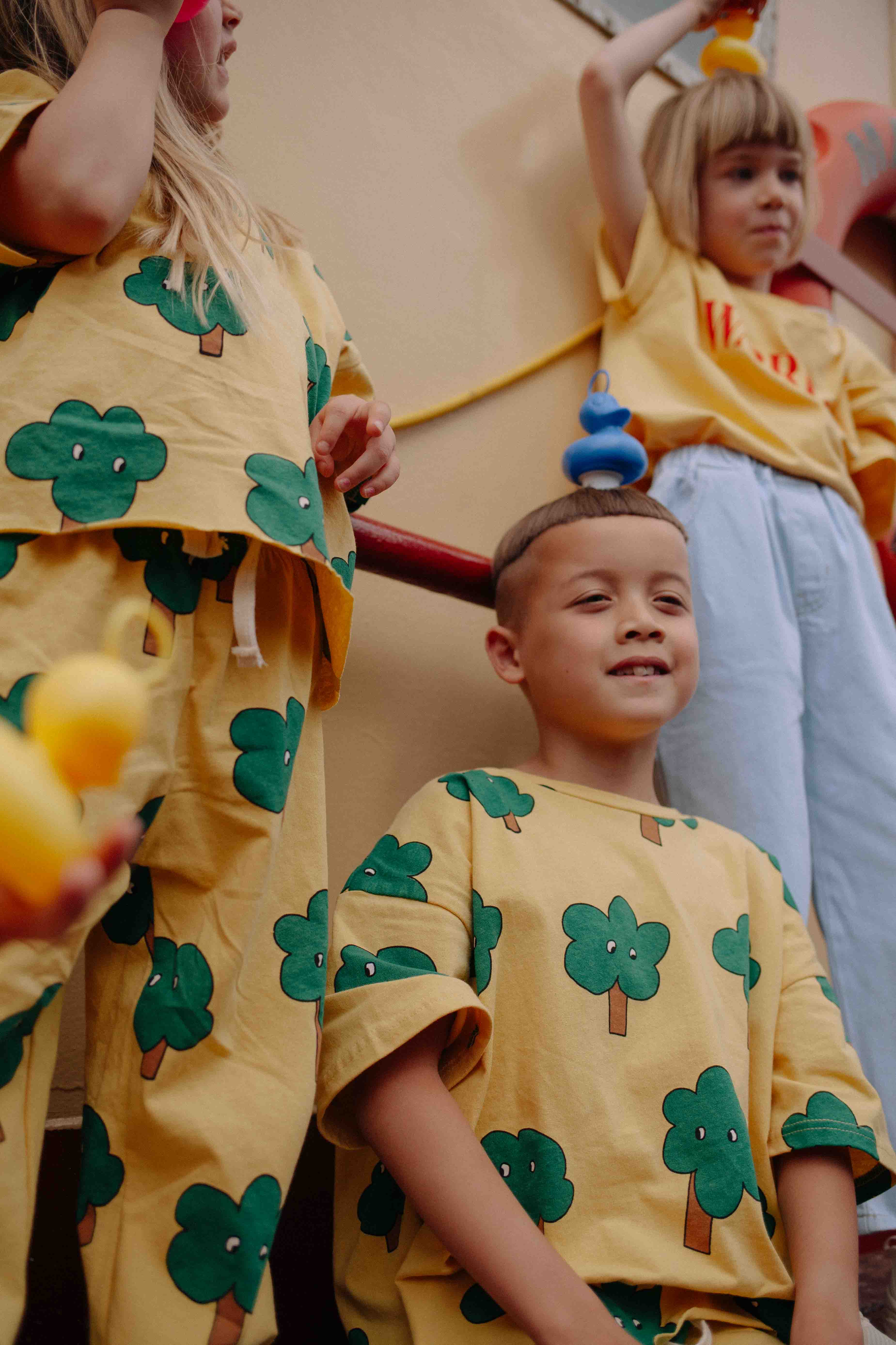 HAPPY TREE YELLOW TS SET
