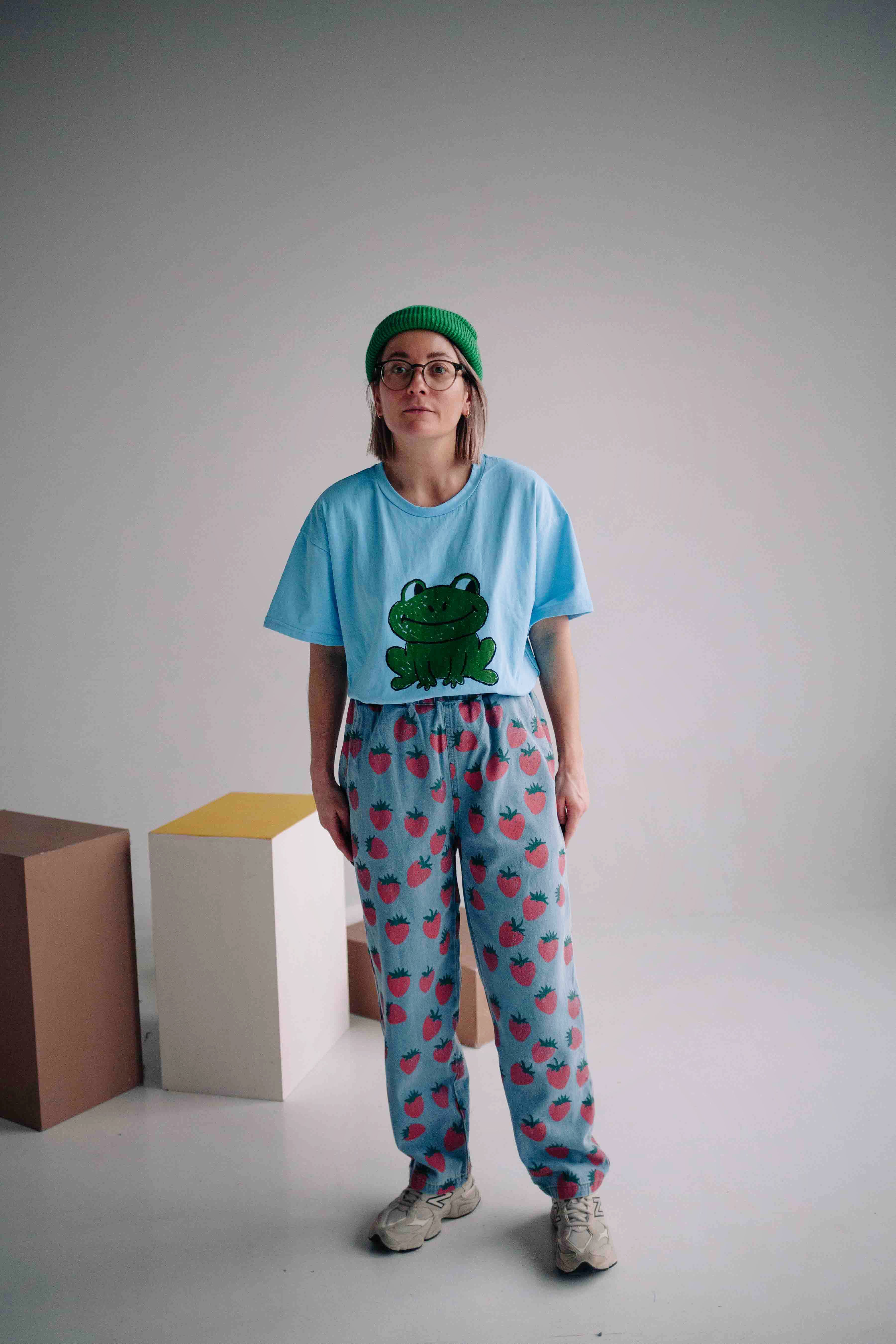 STRAWBERRY JEANS WOMAN