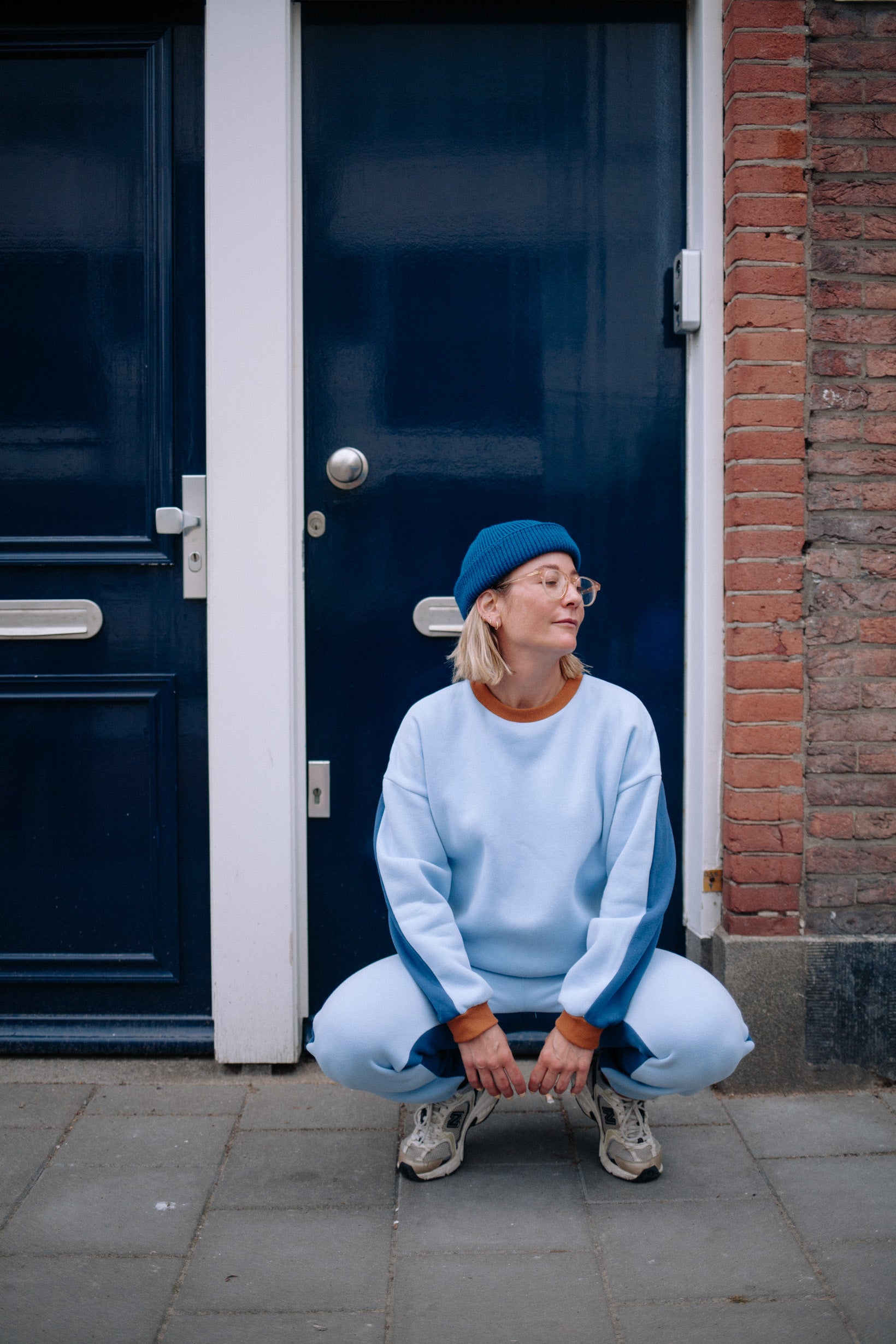 BLUE SKY SET WOMAN