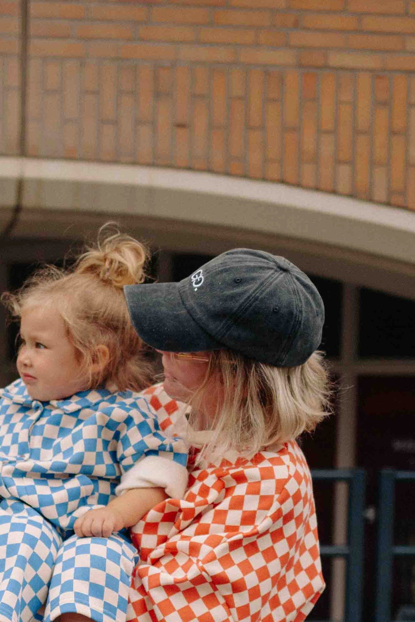 BLACK GG. LOGO CAP ADULT