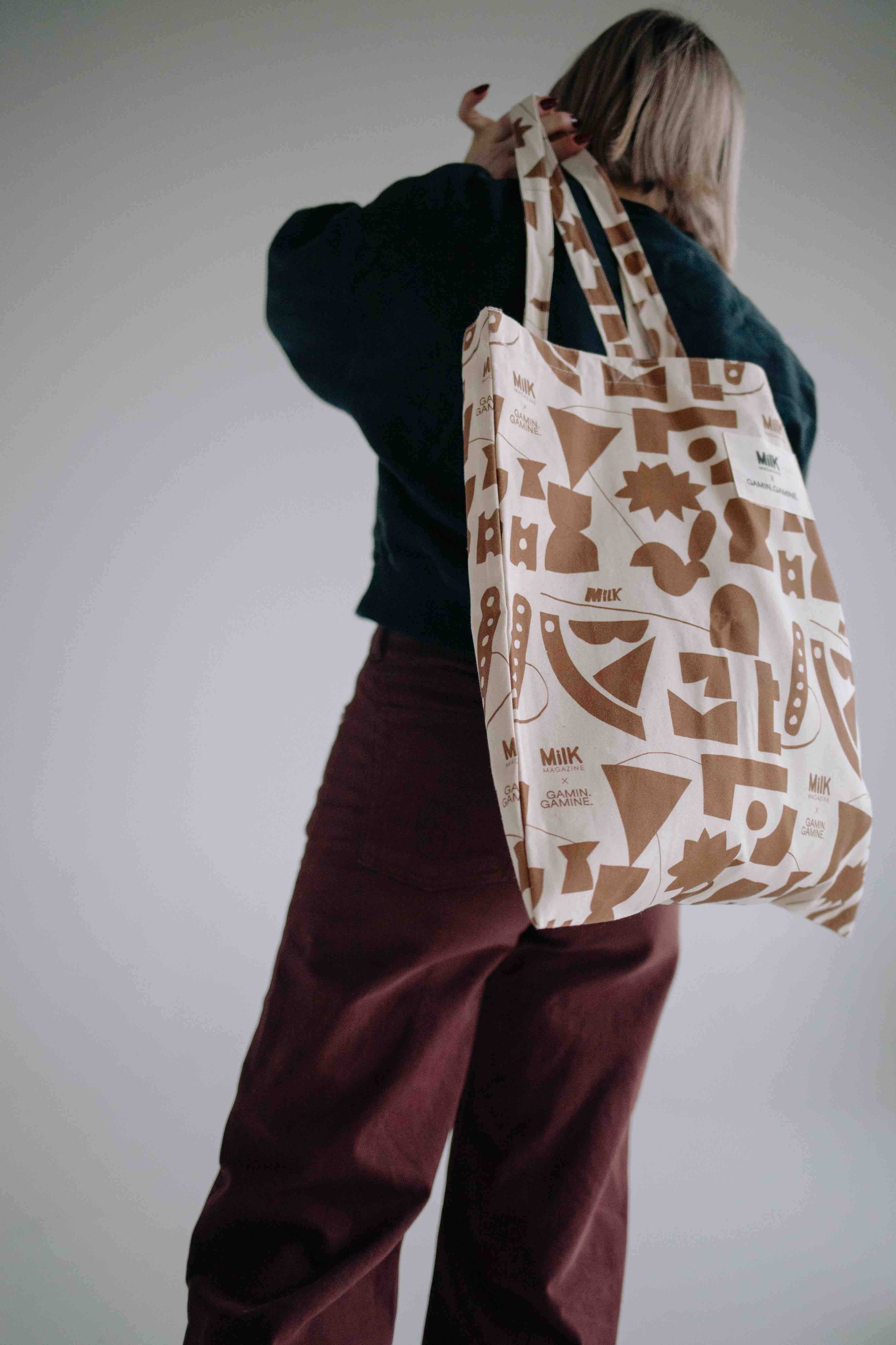 CHOCO MILK TOTE