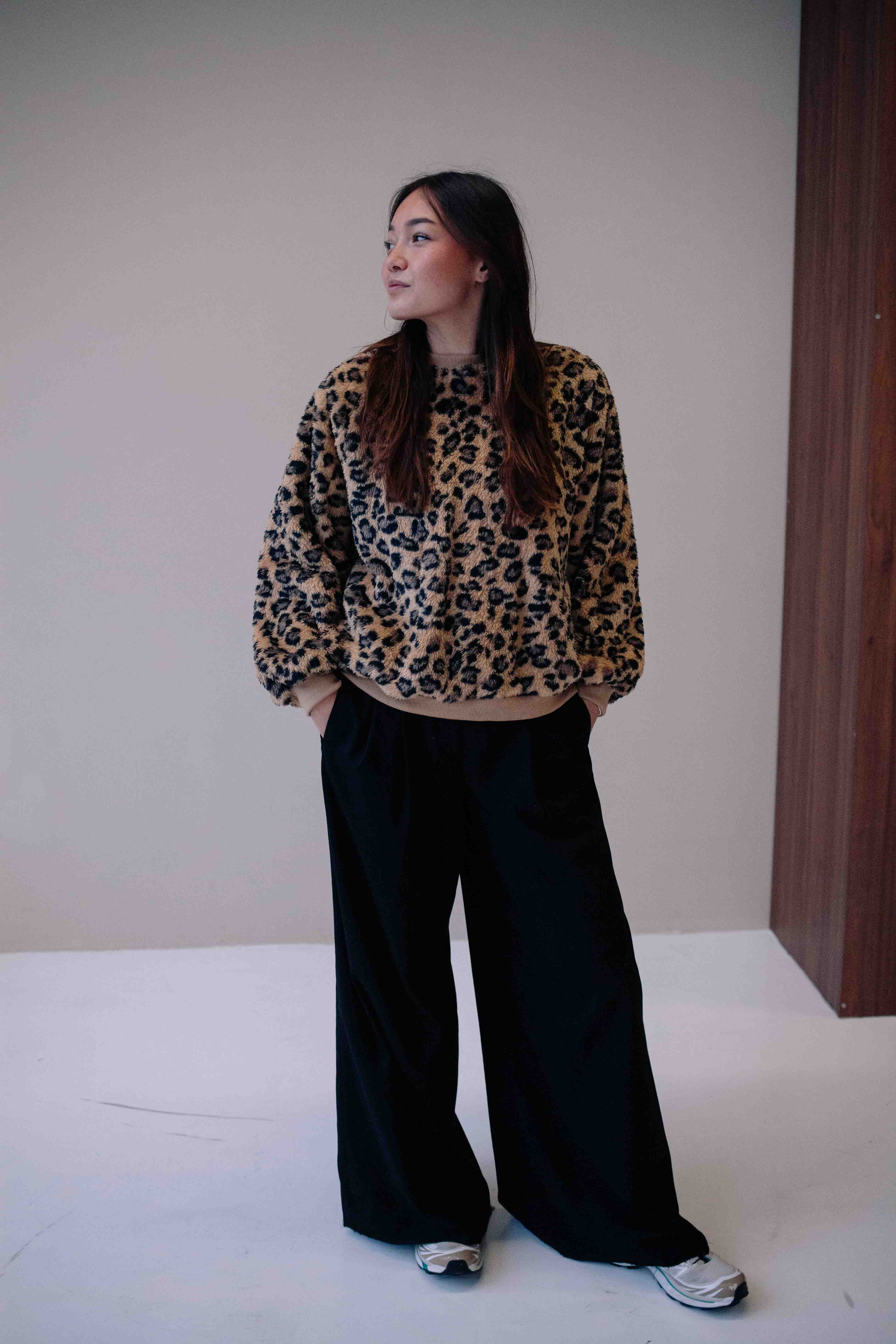 SWEAT FLUFFY LEO FEMME