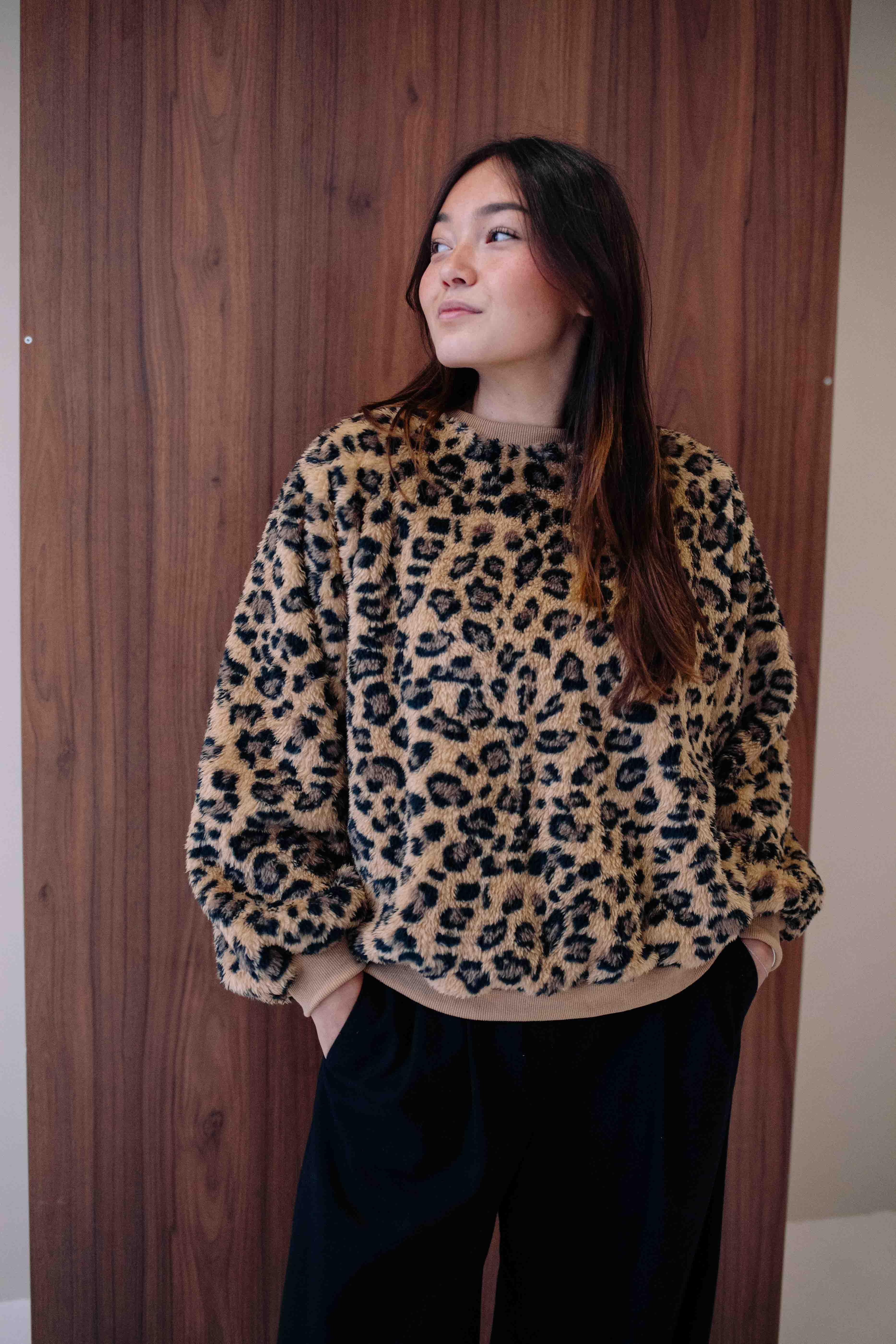 SWEAT FLUFFY LEO FEMME