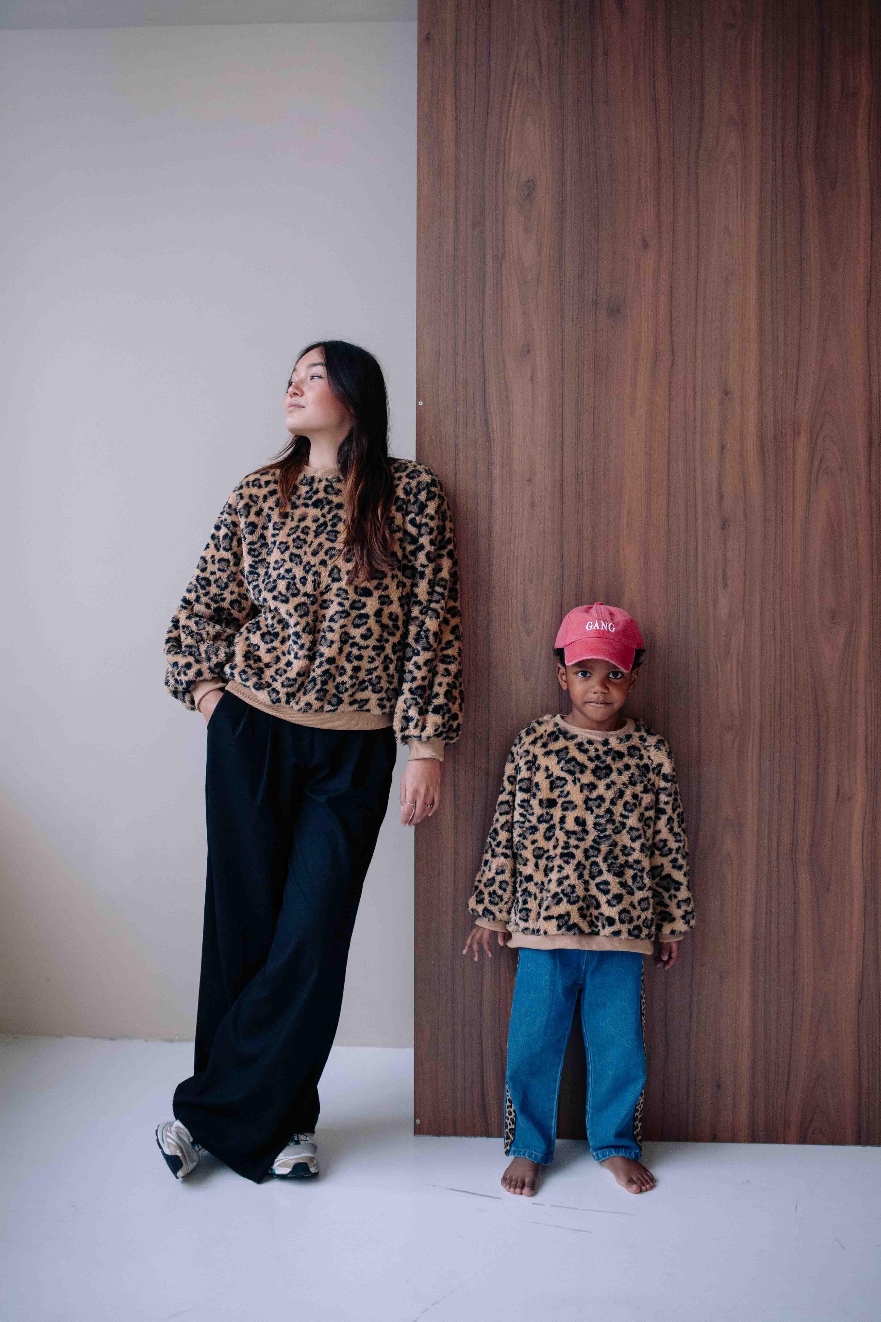 SWEAT FLUFFY LEO FEMME