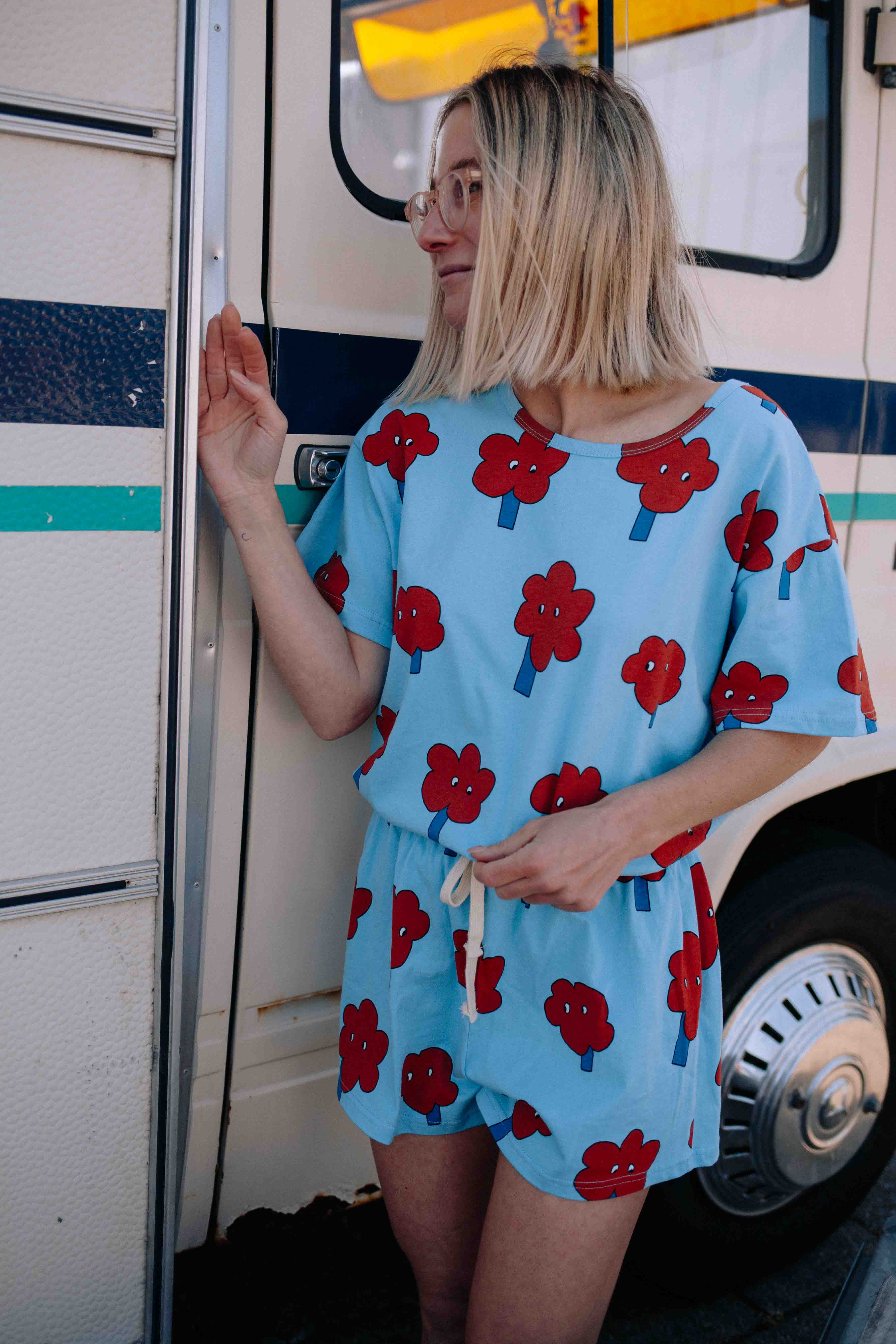FLOWER TREES SHORT SET WOMAN