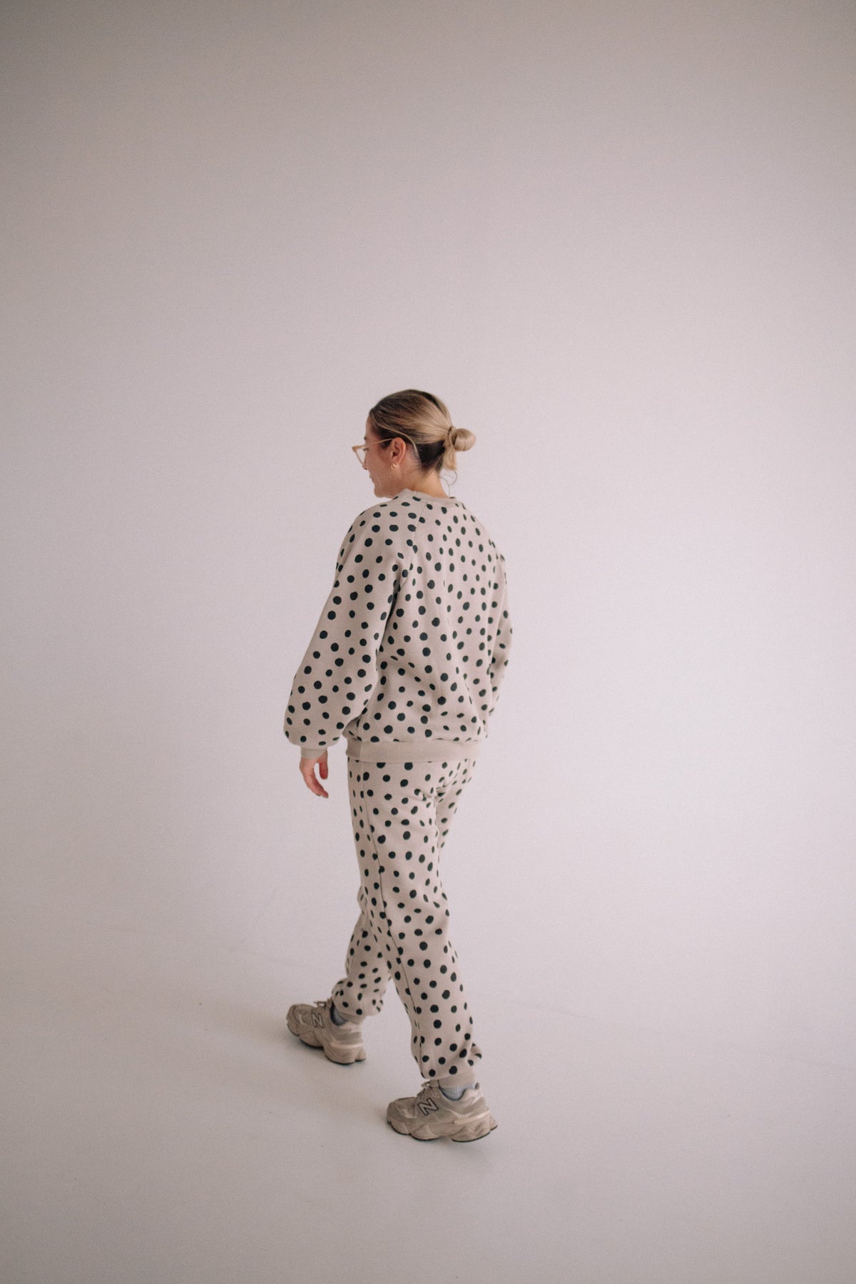 CIRCUS SET WOMAN