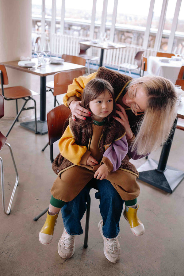 MATCHY - VESTE SANS MANCHE MARRON