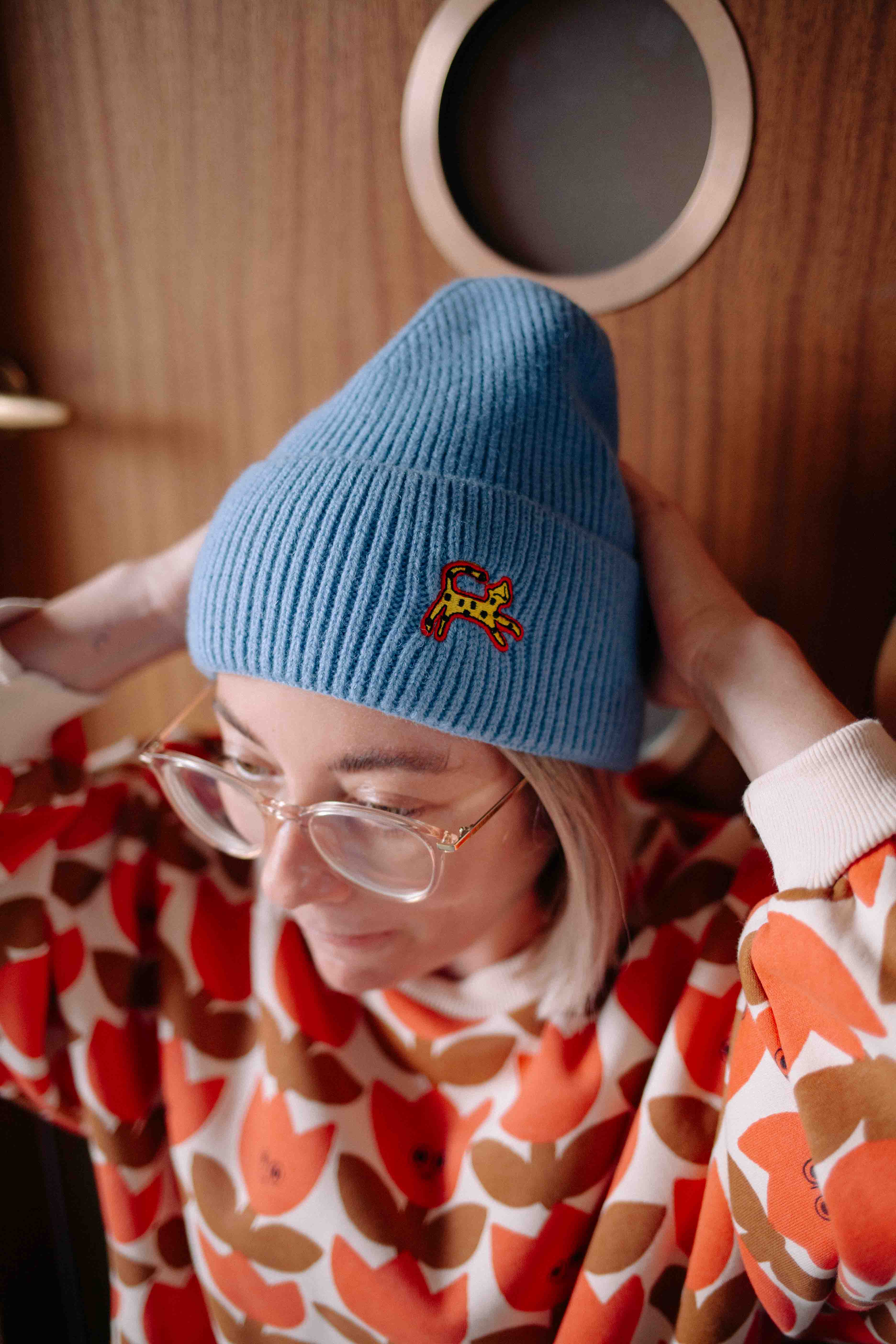 BLUE LEOPARD BEANIE ADULT