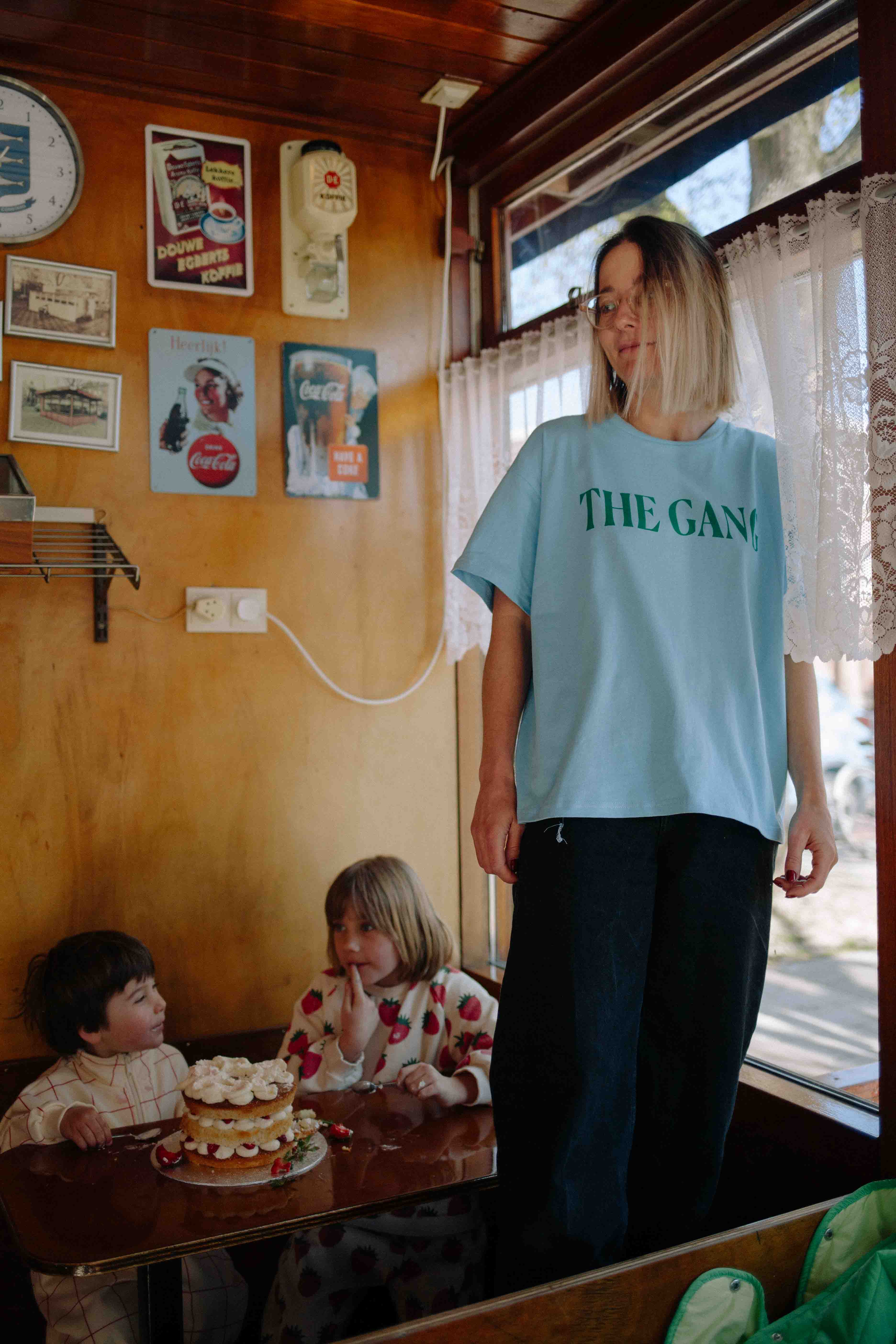 THE GANG TS WOMAN