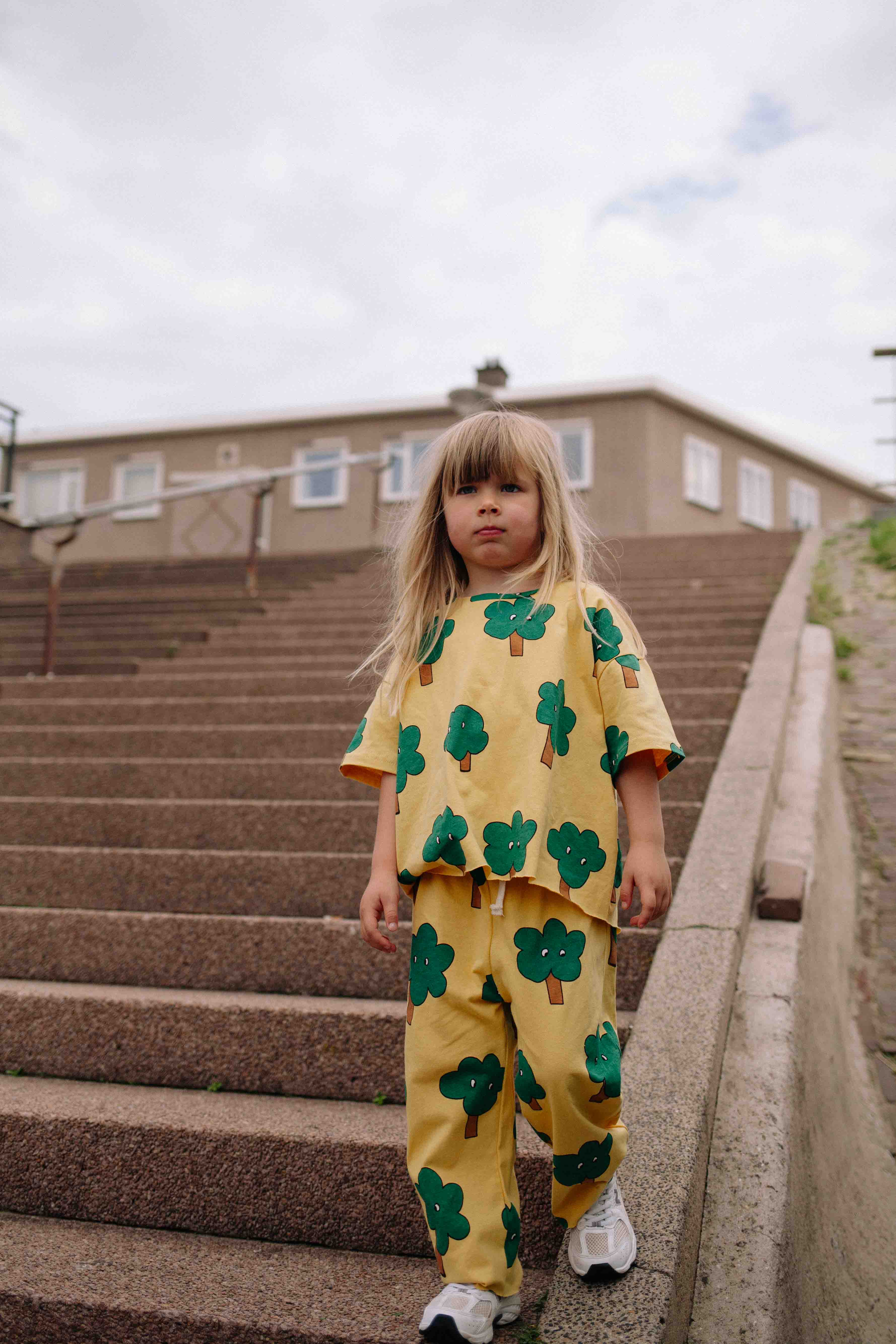 HAPPY TREE YELLOW TS SET