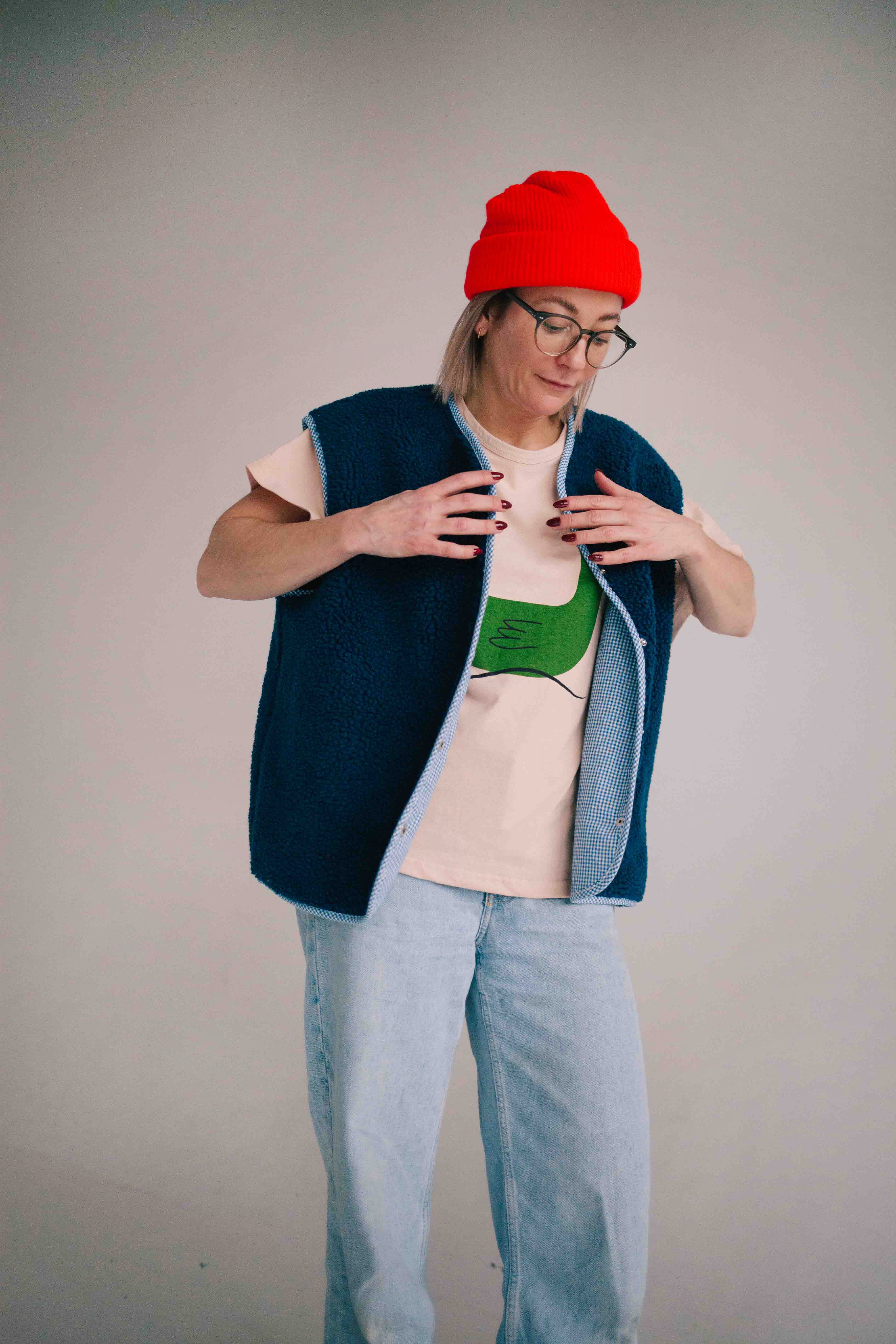 BLUE VICHY WAISTCOAT WOMAN