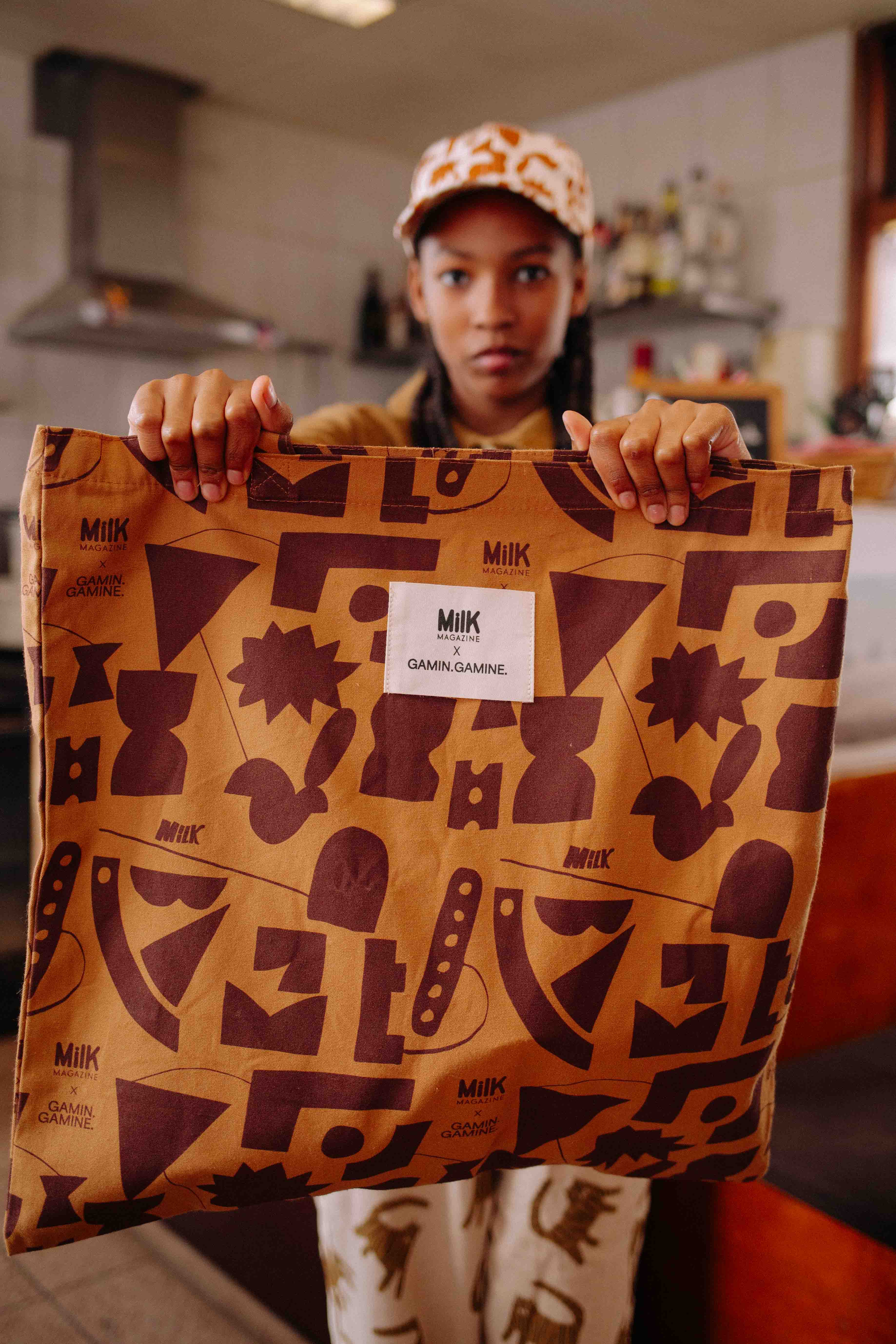 FREE MILK TOTE BAG
