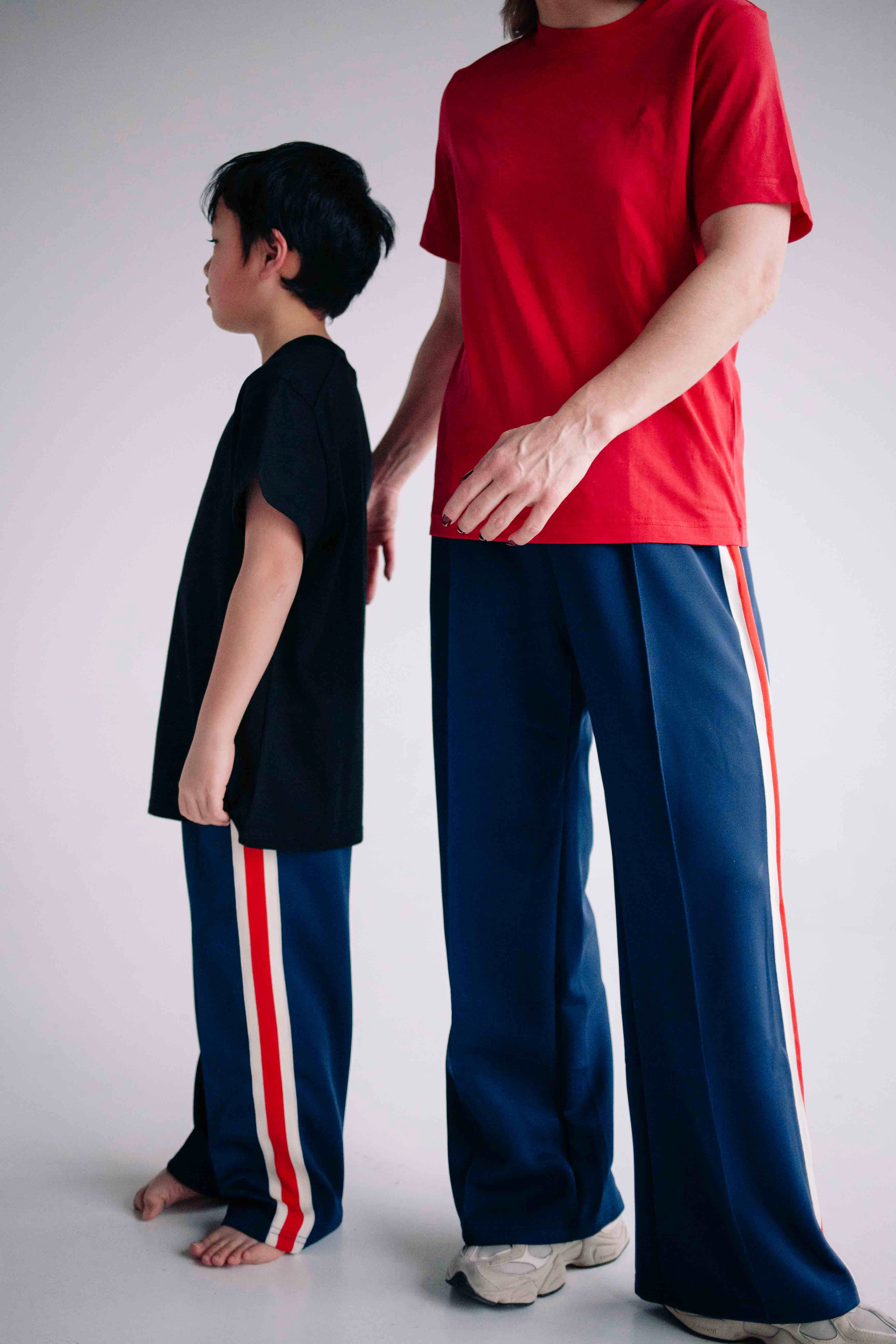 NAVY SPORTY PANTS