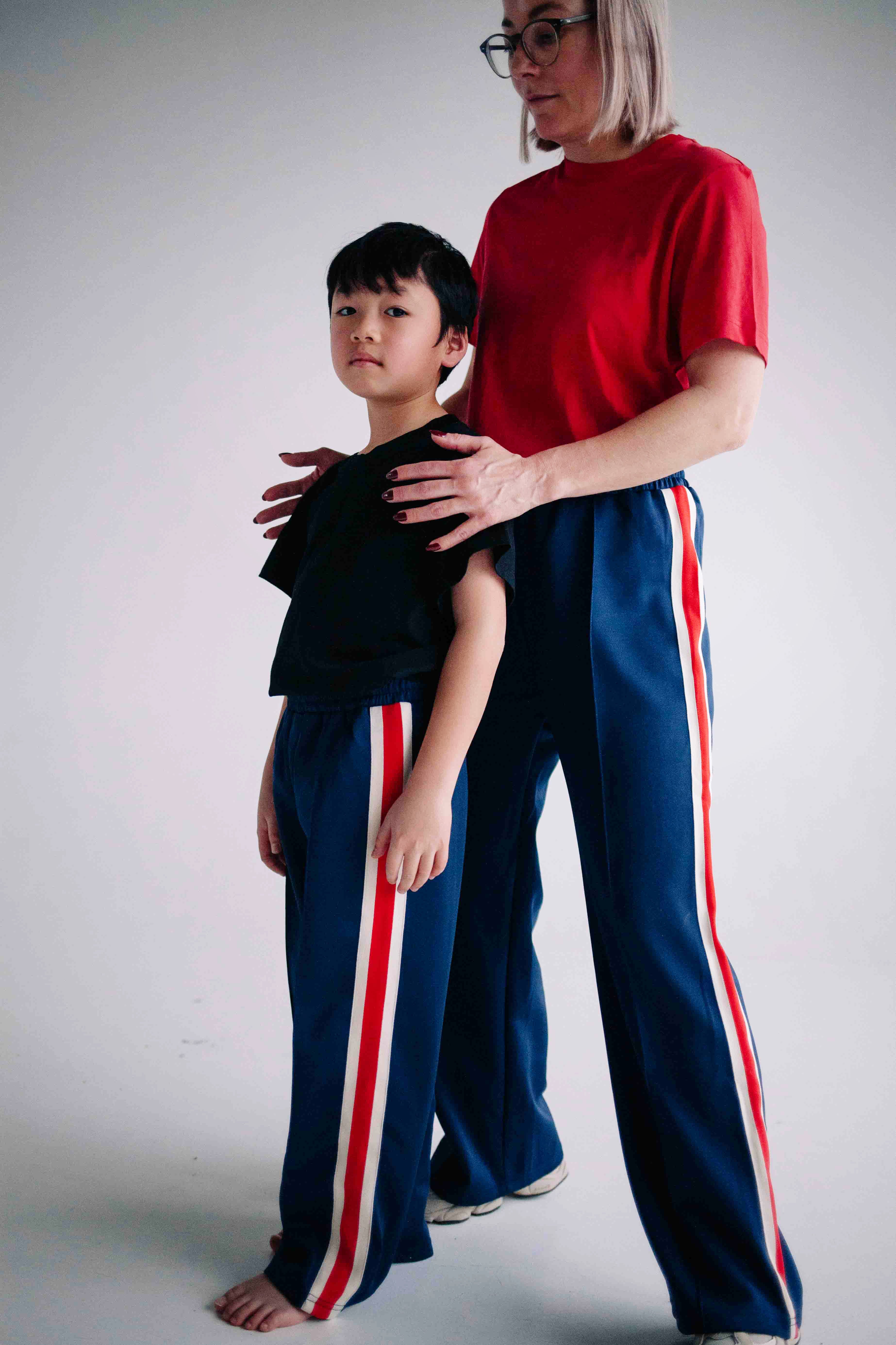 NAVY SPORTY PANTS