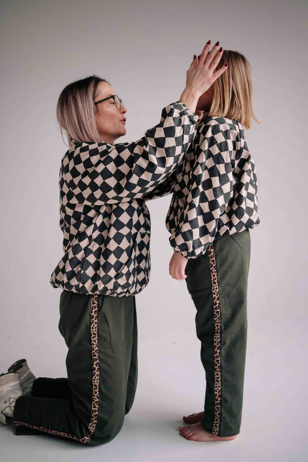 MATCHY - KHAKI LEO JEANS