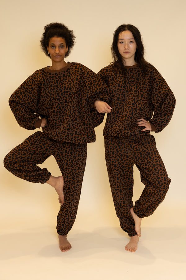 COMFY SET LEOPARD COFFEE MUM