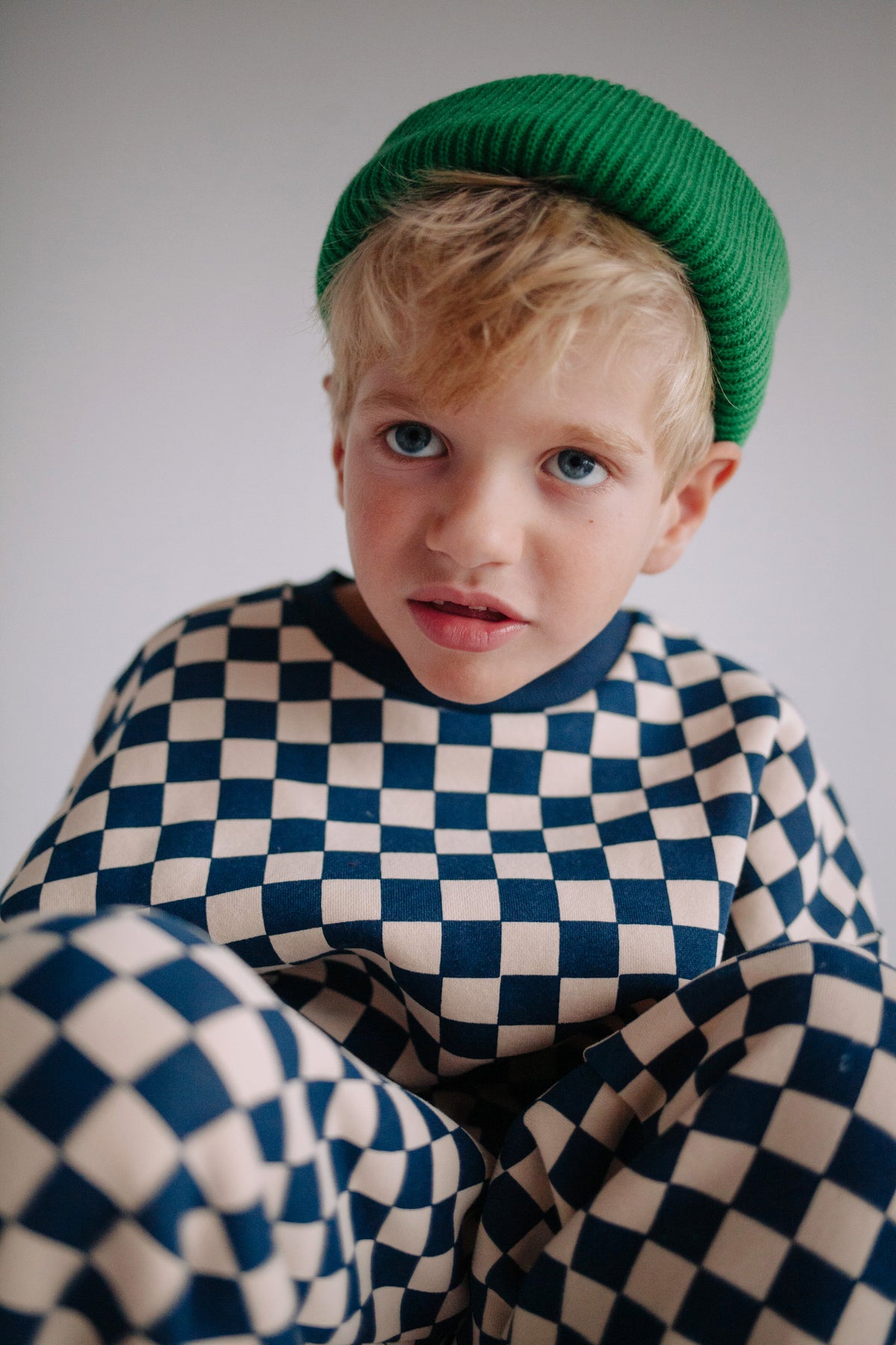 BLUE CHECKERS SET