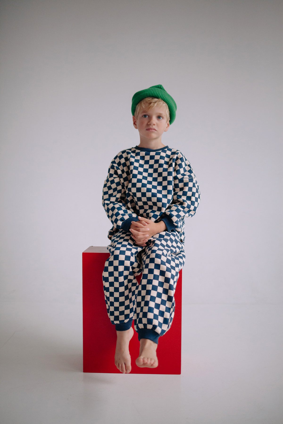 BLUE CHECKERS SET