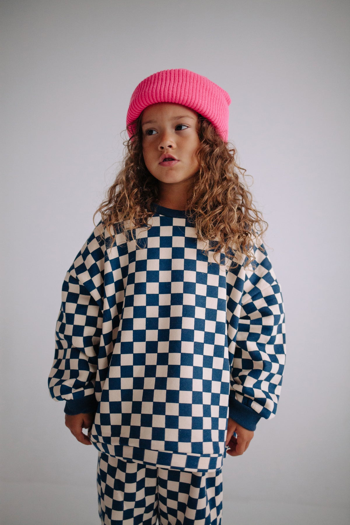 BLUE CHECKERS SET