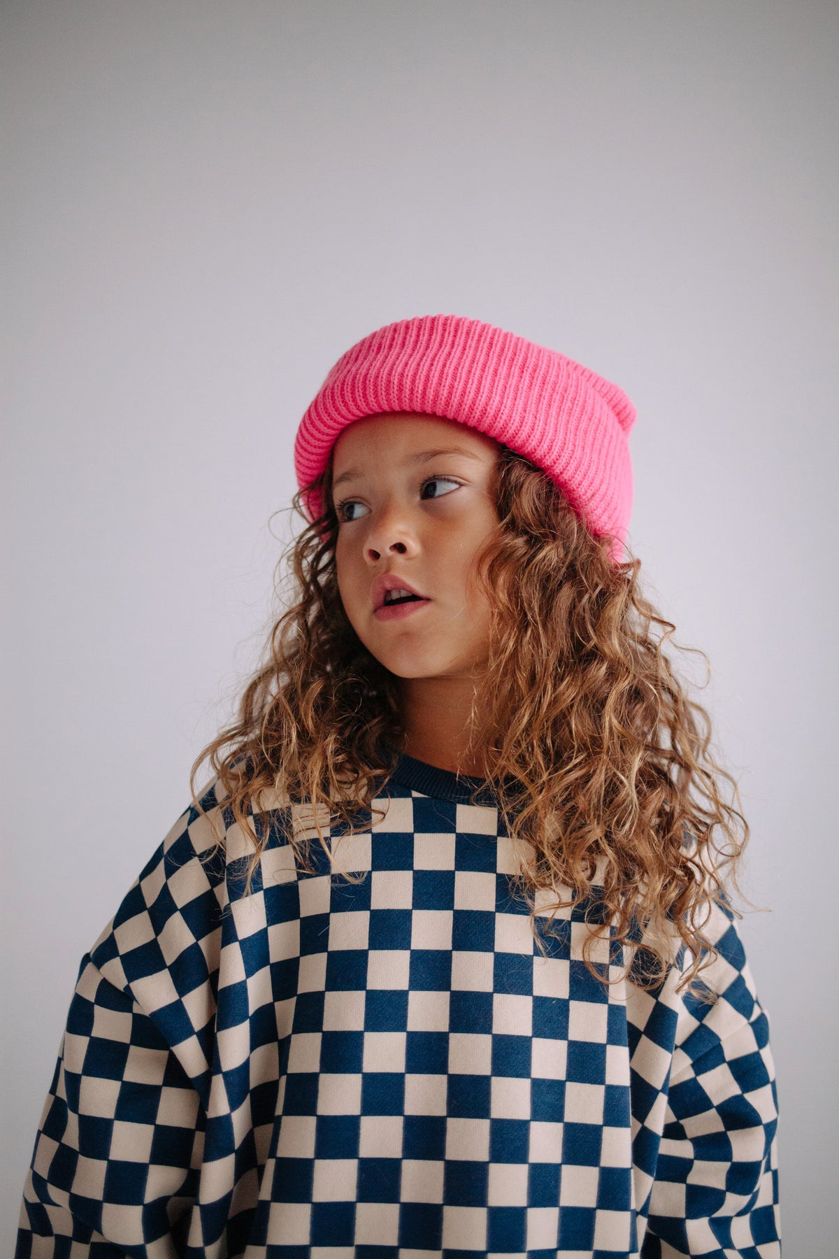 BLUE CHECKERS SET